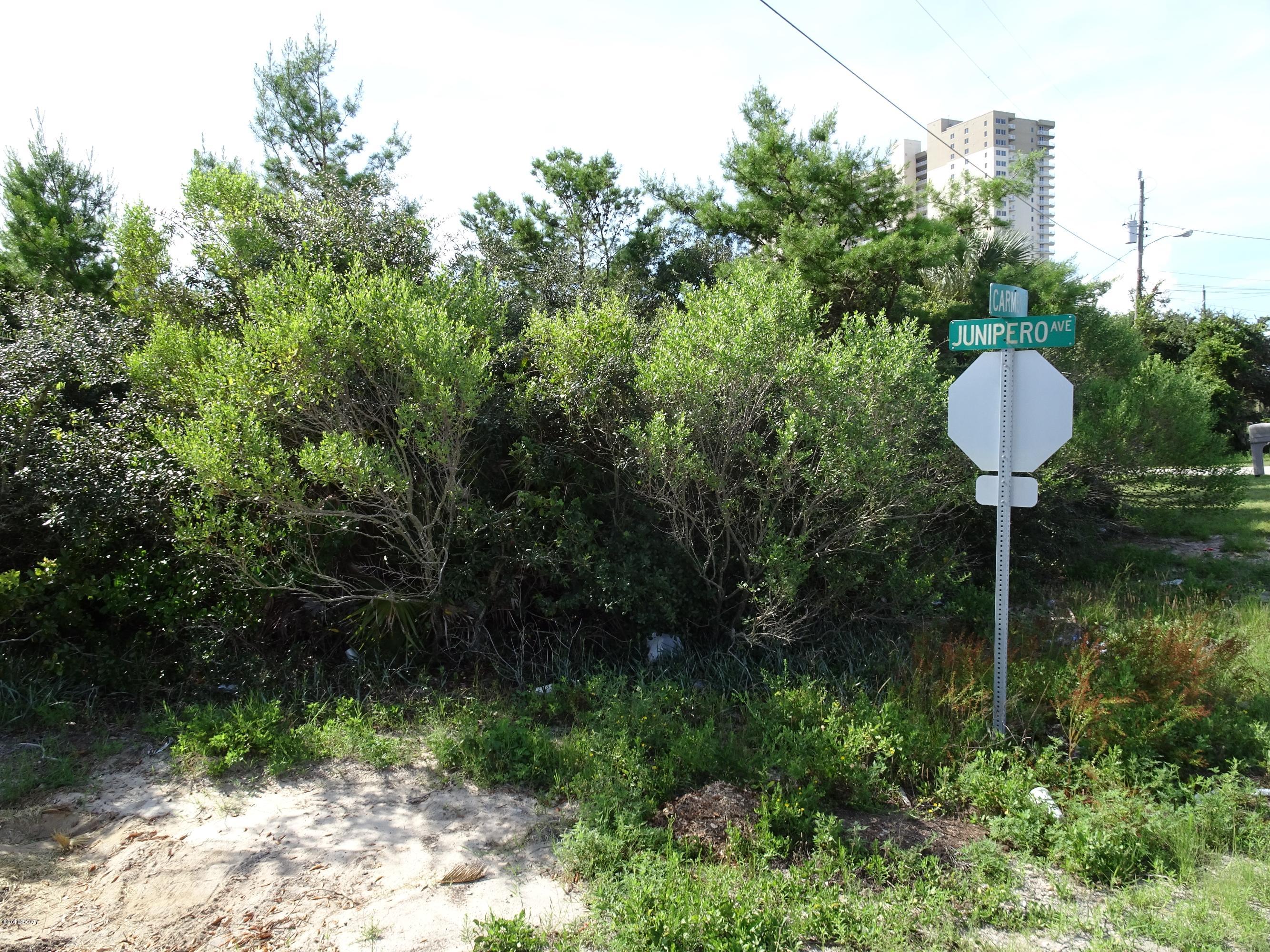 El Centro Beach - Land