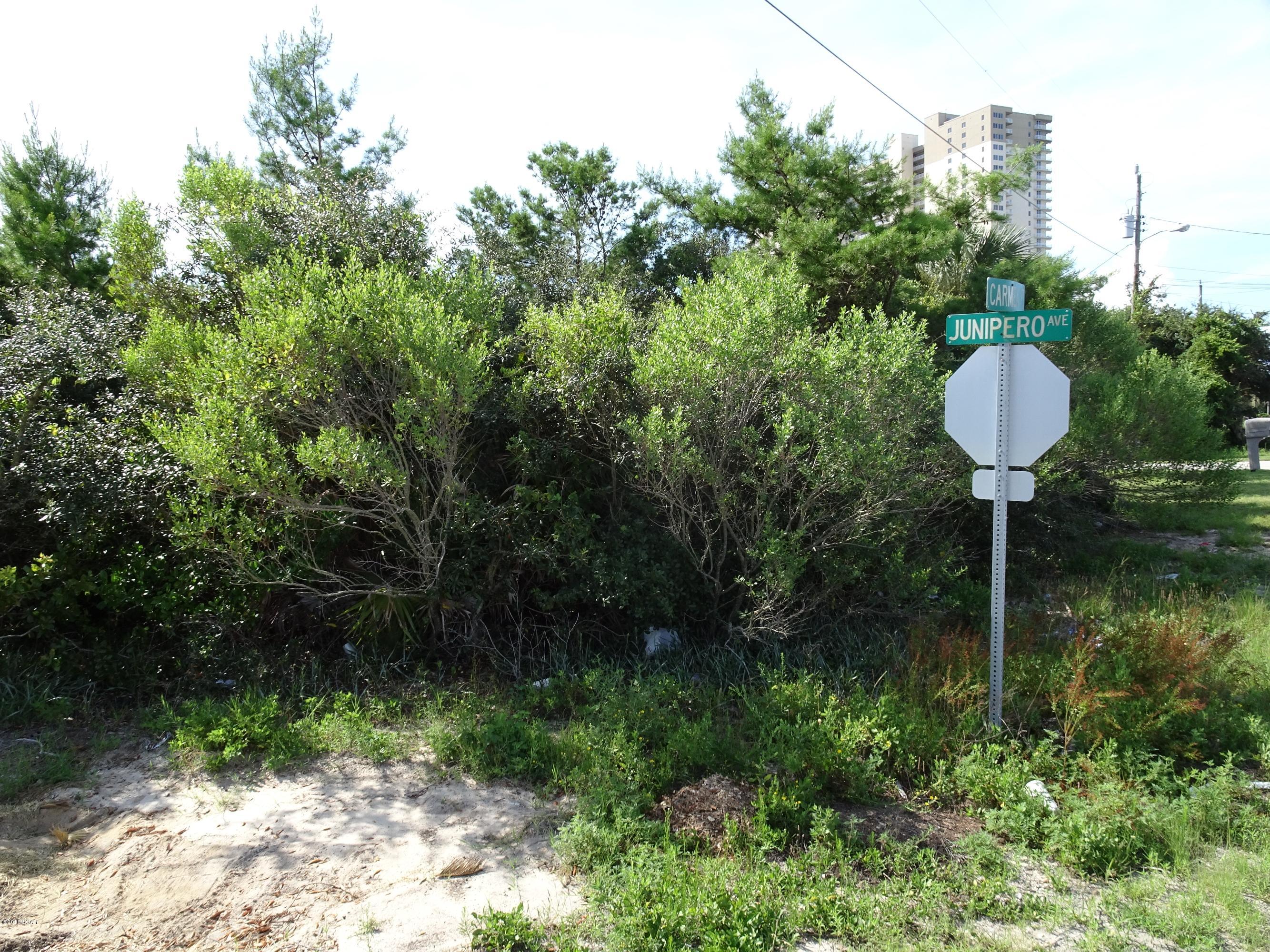 El Centro Beach - Land