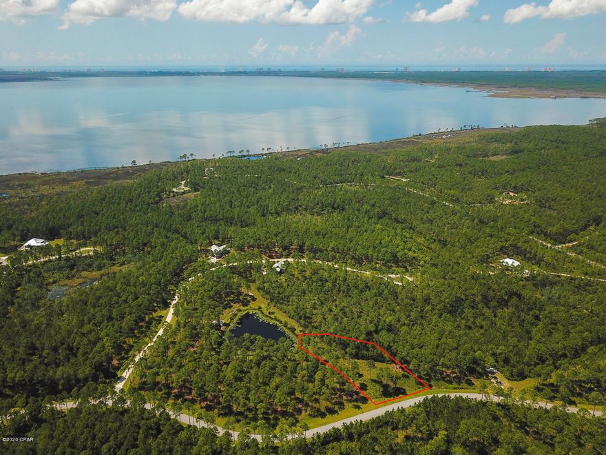 Here is a beautiful lot just waiting for you!!! Build your dream home here in RiverCamps and enjoy the peace and serenity of the neighborhood but only minutes away from the beautiful beaches, world class golf, dining and shopping. Conveniently located near the Panama City International airport. RiverCamps offers outstanding amenities such as a swimming pool, grill and pavilion, fitness center and a boat ramp.