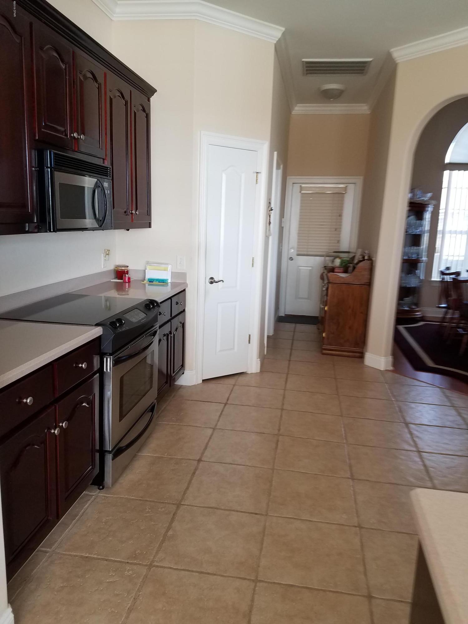 Kirkland Manor - Residential