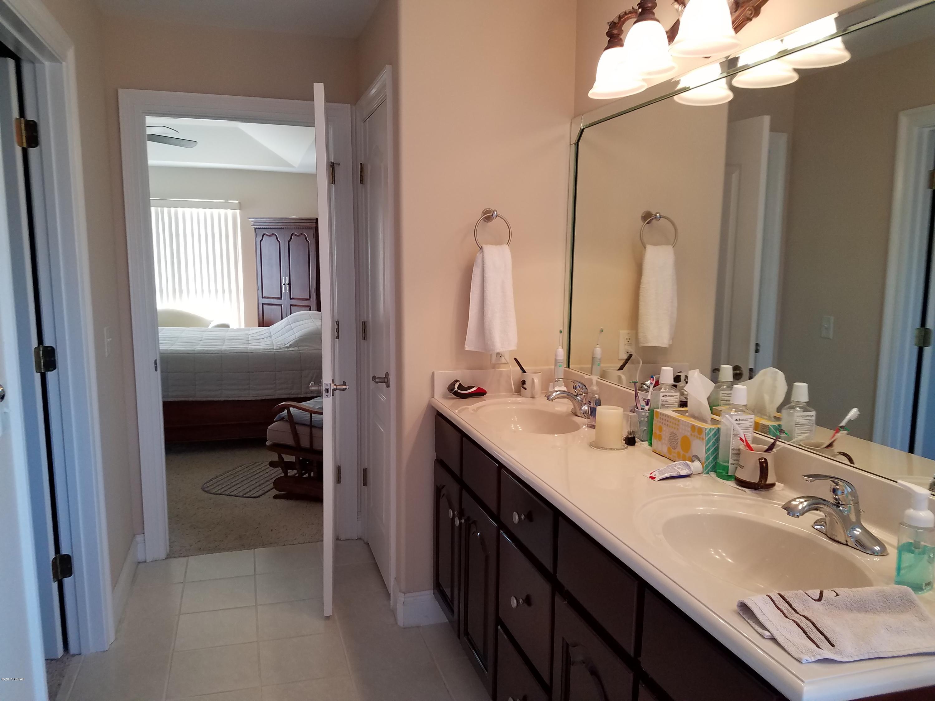 Kirkland Manor - Residential