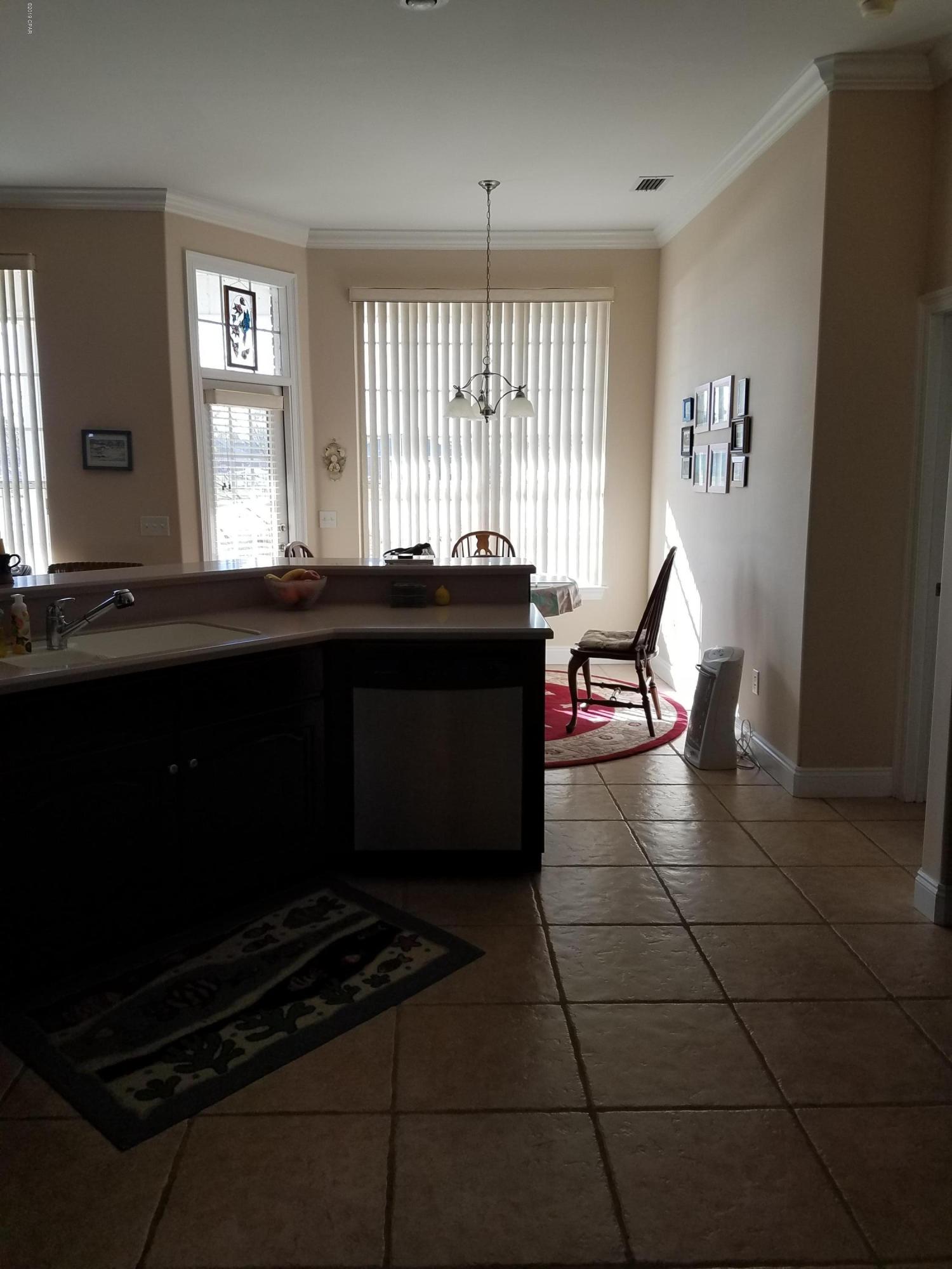 Kirkland Manor - Residential