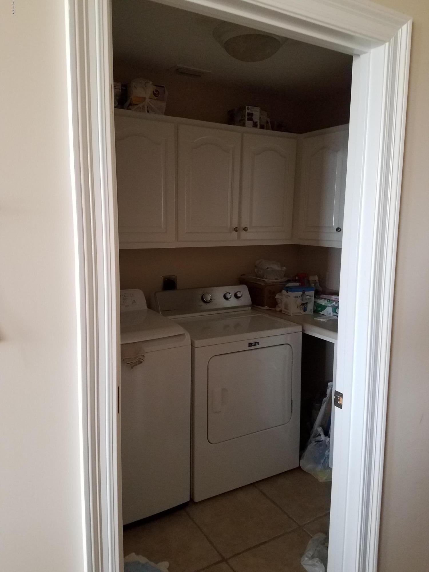 Kirkland Manor - Residential