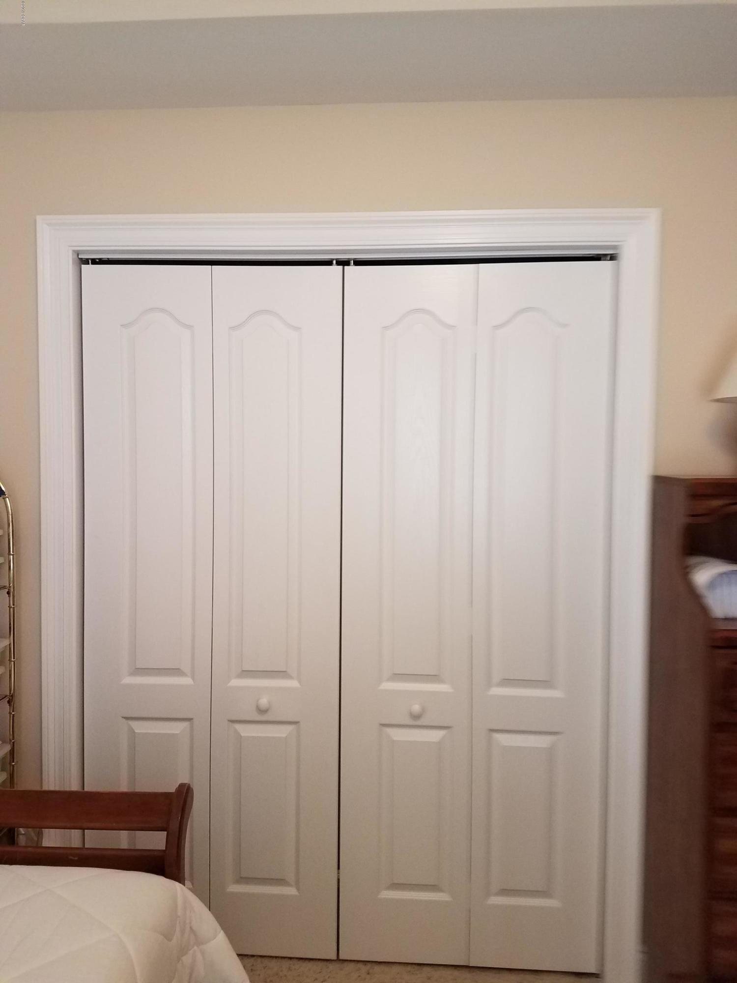 Kirkland Manor - Residential