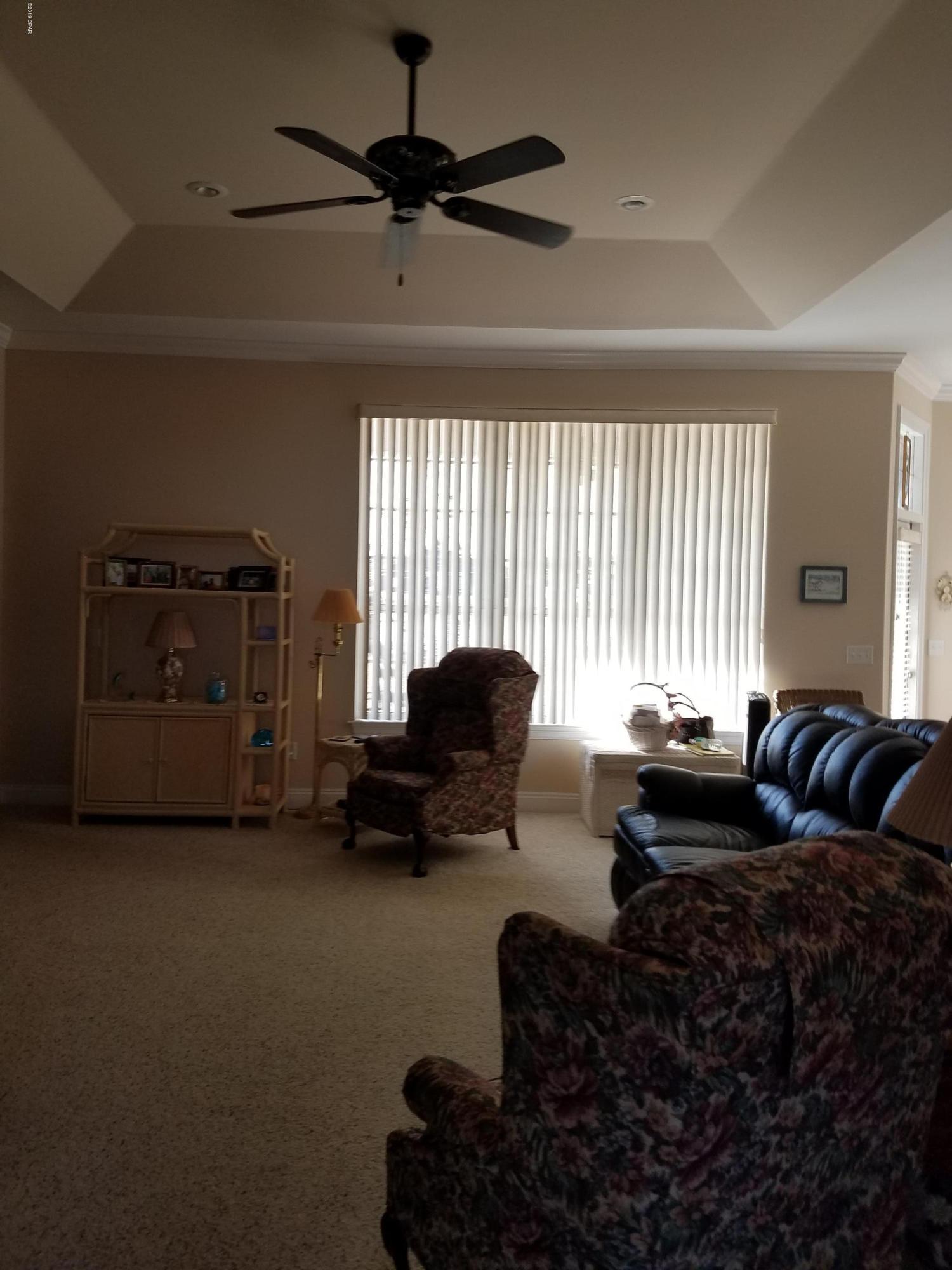 Kirkland Manor - Residential