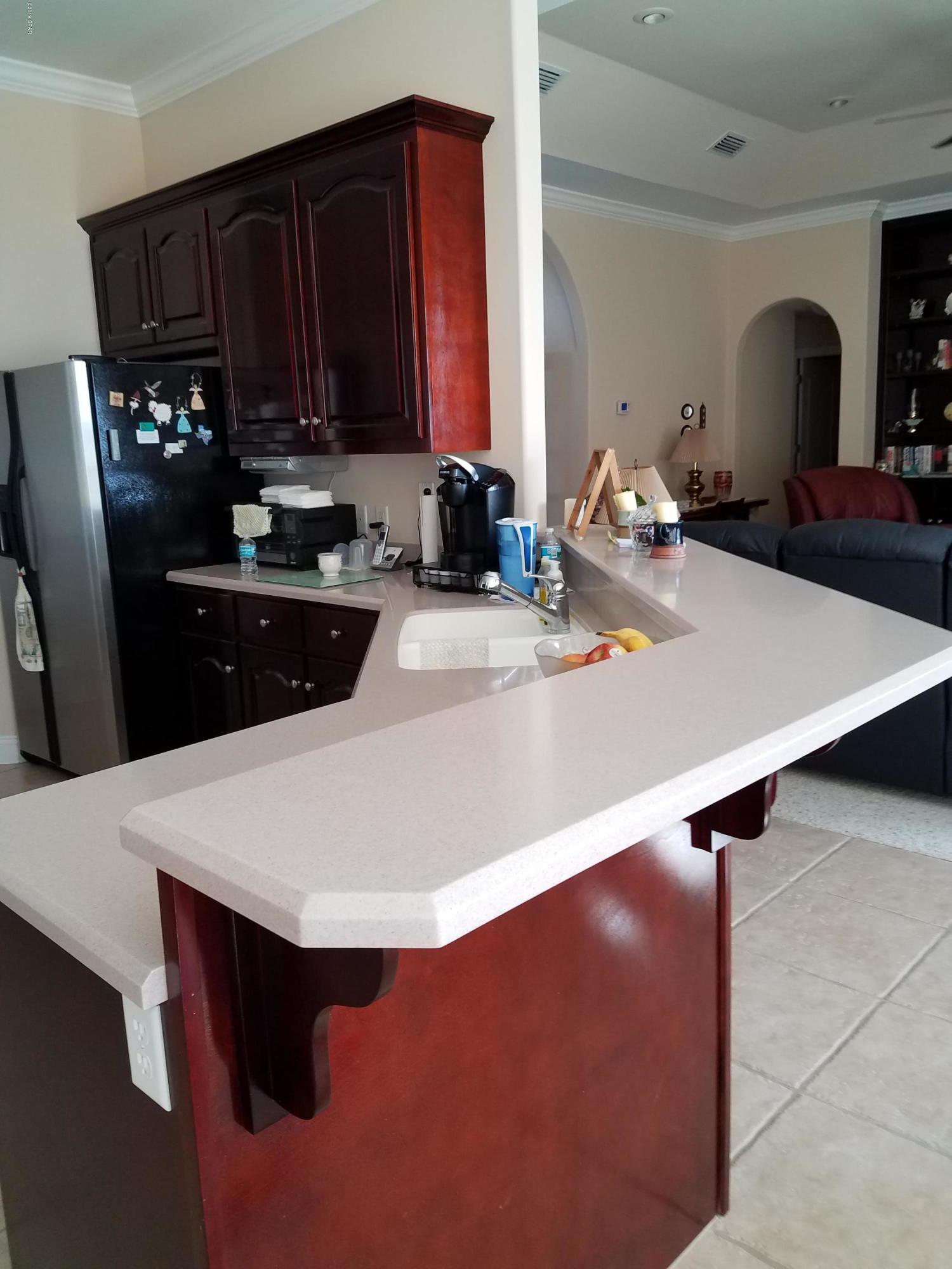 Kirkland Manor - Residential