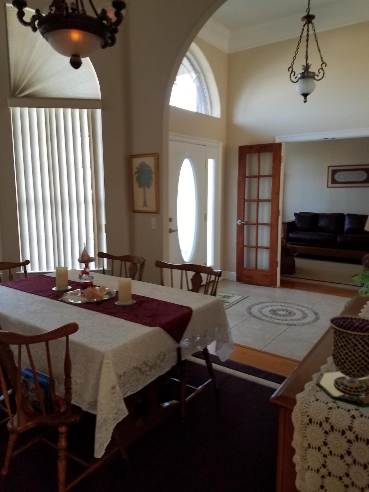 Kirkland Manor - Residential