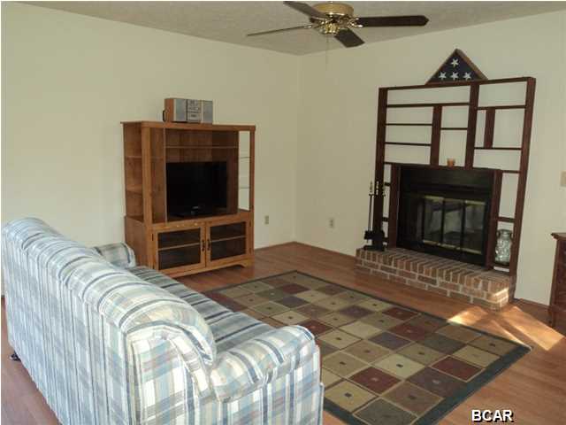 College Point 2nd Add - Residential