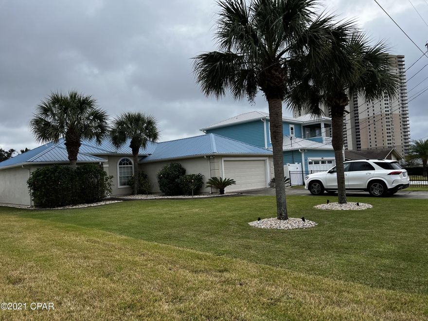 Looking for a great location, 3 minutes to walk to the Beach, this is the house!  You can see the beach from the driveway.  This house is fully furnished with some exceptions.  Furnitures are great quality and the lush landscaping,  shows one of the curve appeals. The current owner completely refurbished this house.  This is not going to last. It's a must to see this beautiful house!