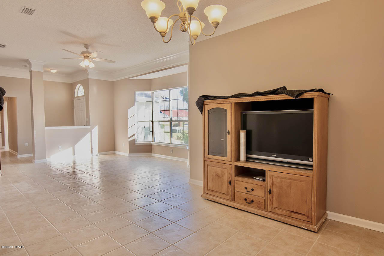 Mowat Highlands Ph IV - Residential