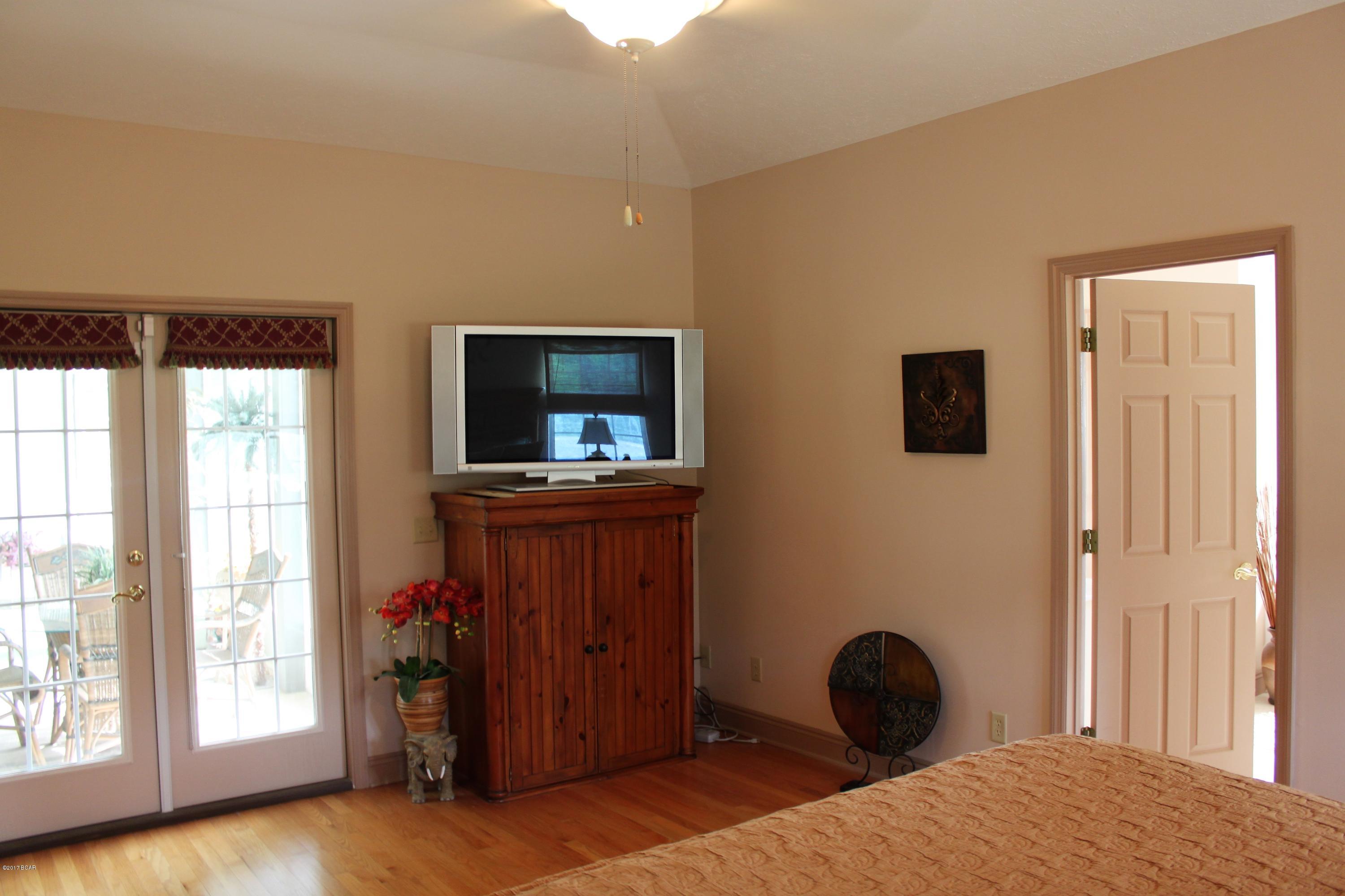 Waverly Ests - Residential