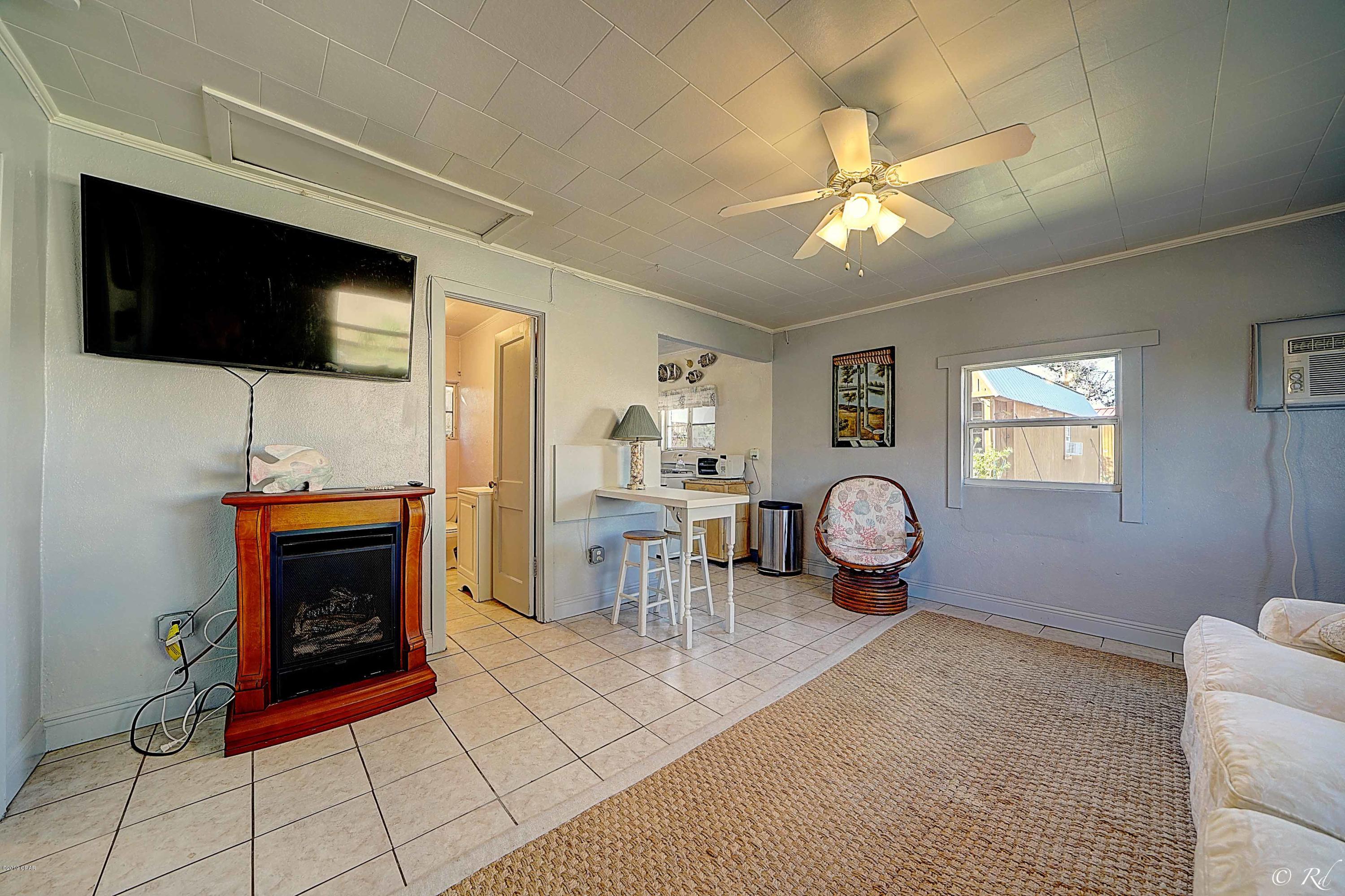 Blackshear-Cooper 1st Add - Residential