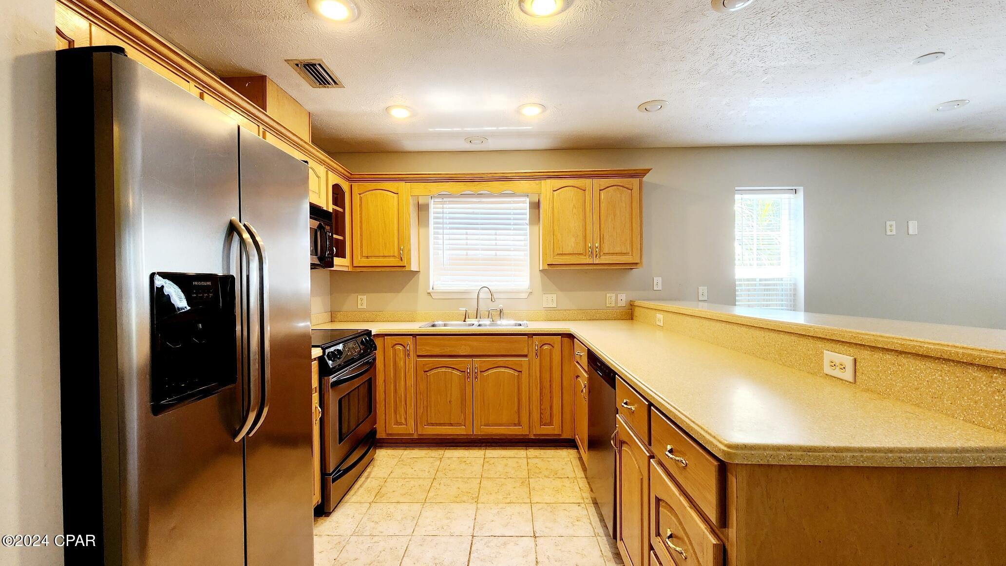 Casa De Las Flores - Residential