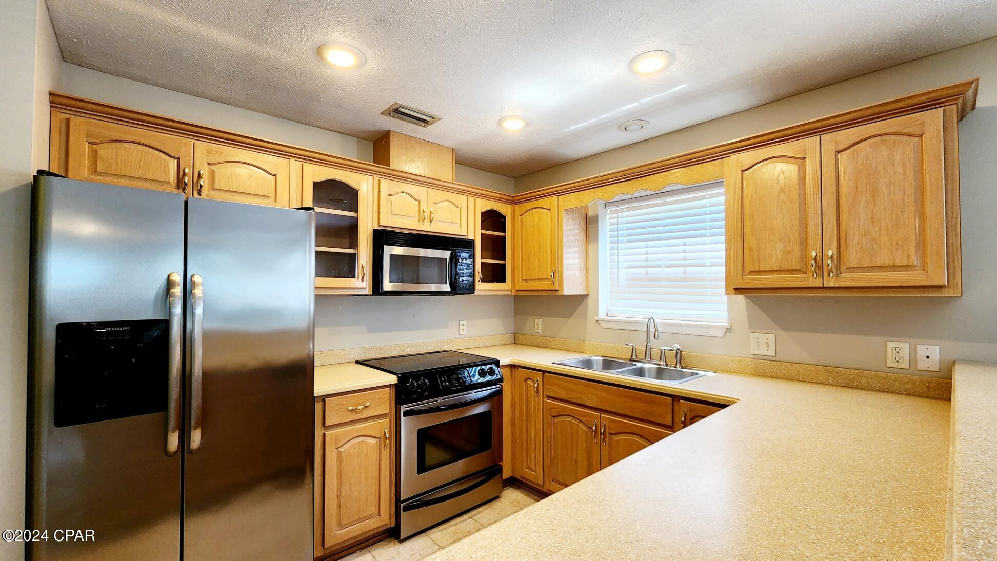 Casa De Las Flores - Residential