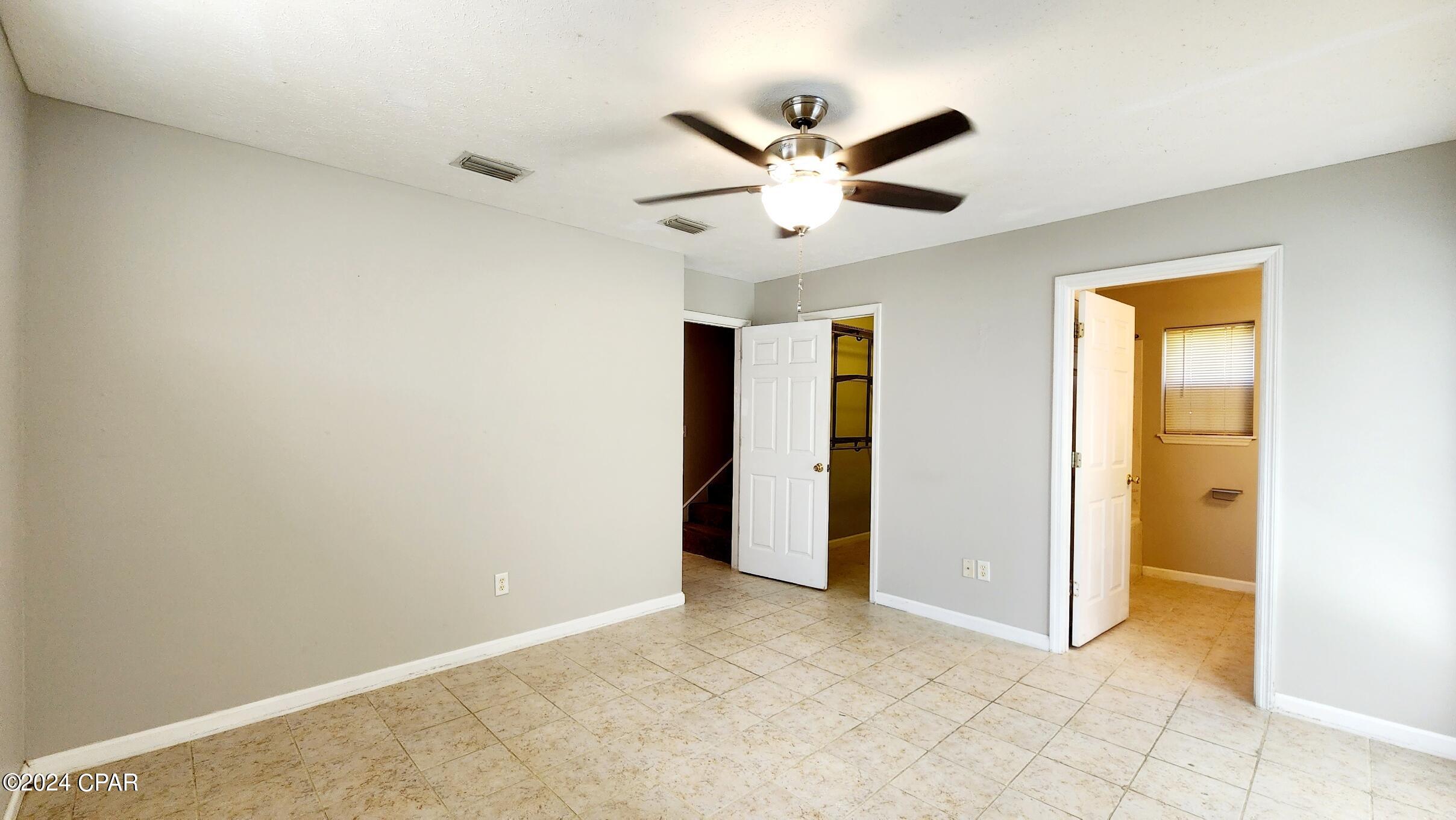 Casa De Las Flores - Residential