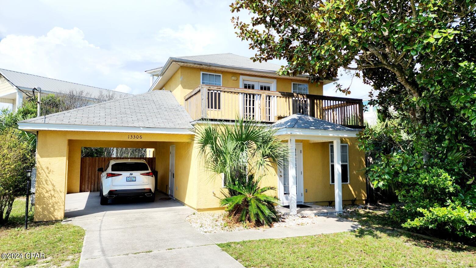 Casa De Las Flores - Residential