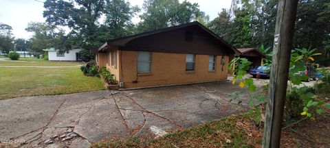 A home in Graceville