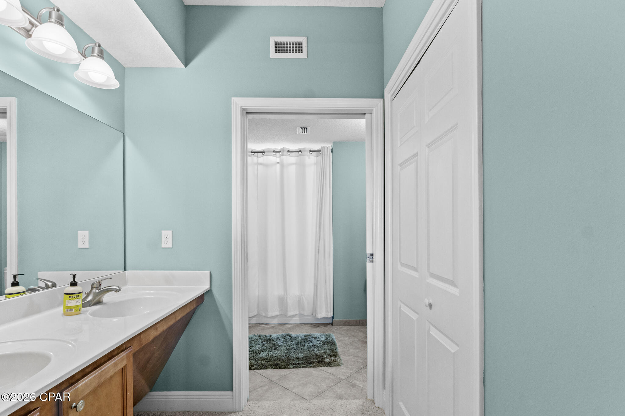 Magnolia Bay Club - Residential