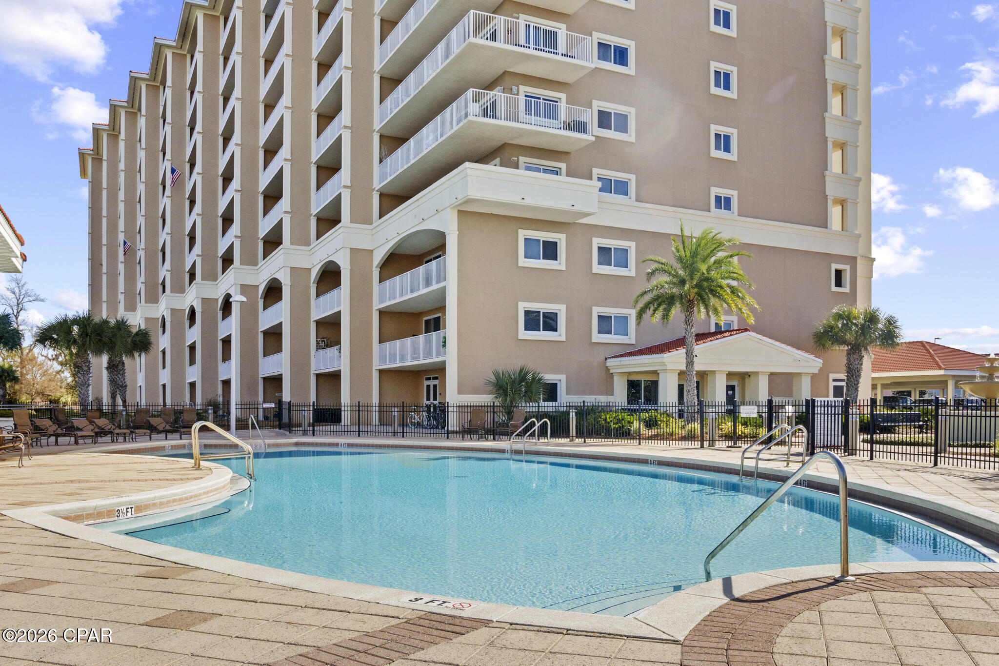 Magnolia Bay Club - Residential