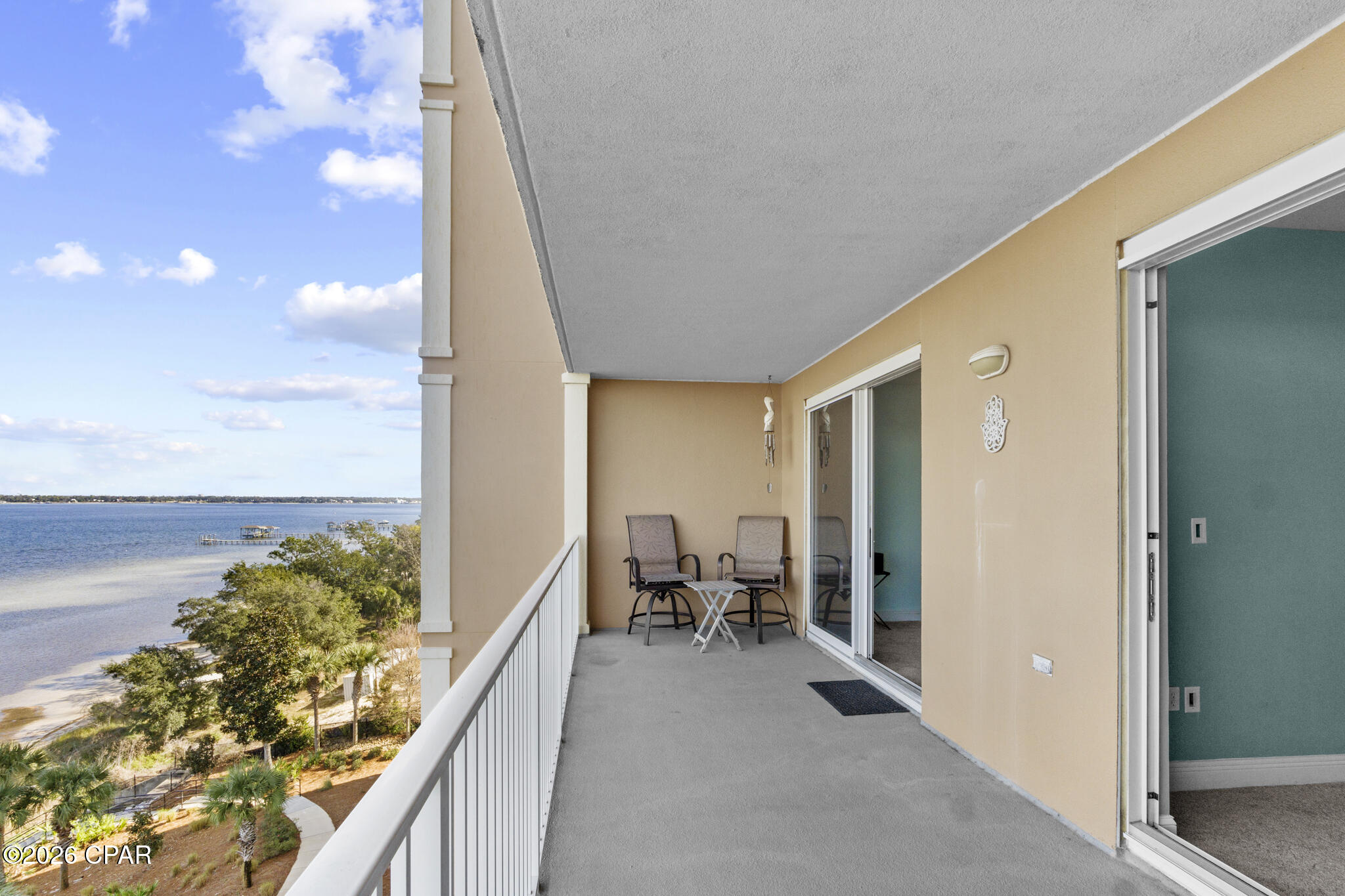 Magnolia Bay Club - Residential