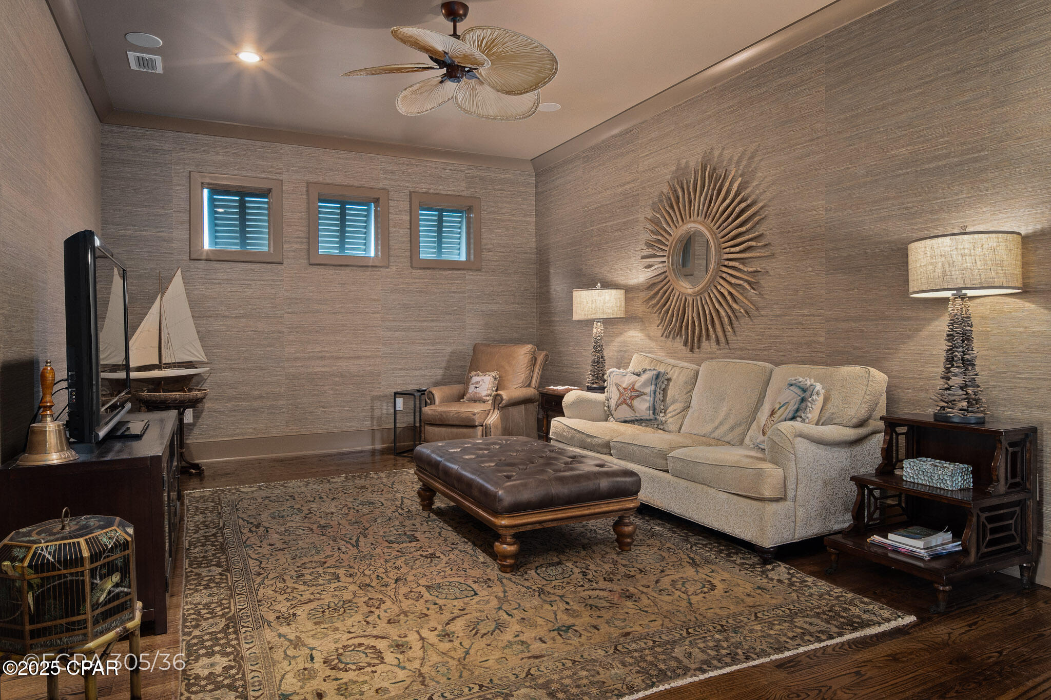 Dolphin Beach - Residential