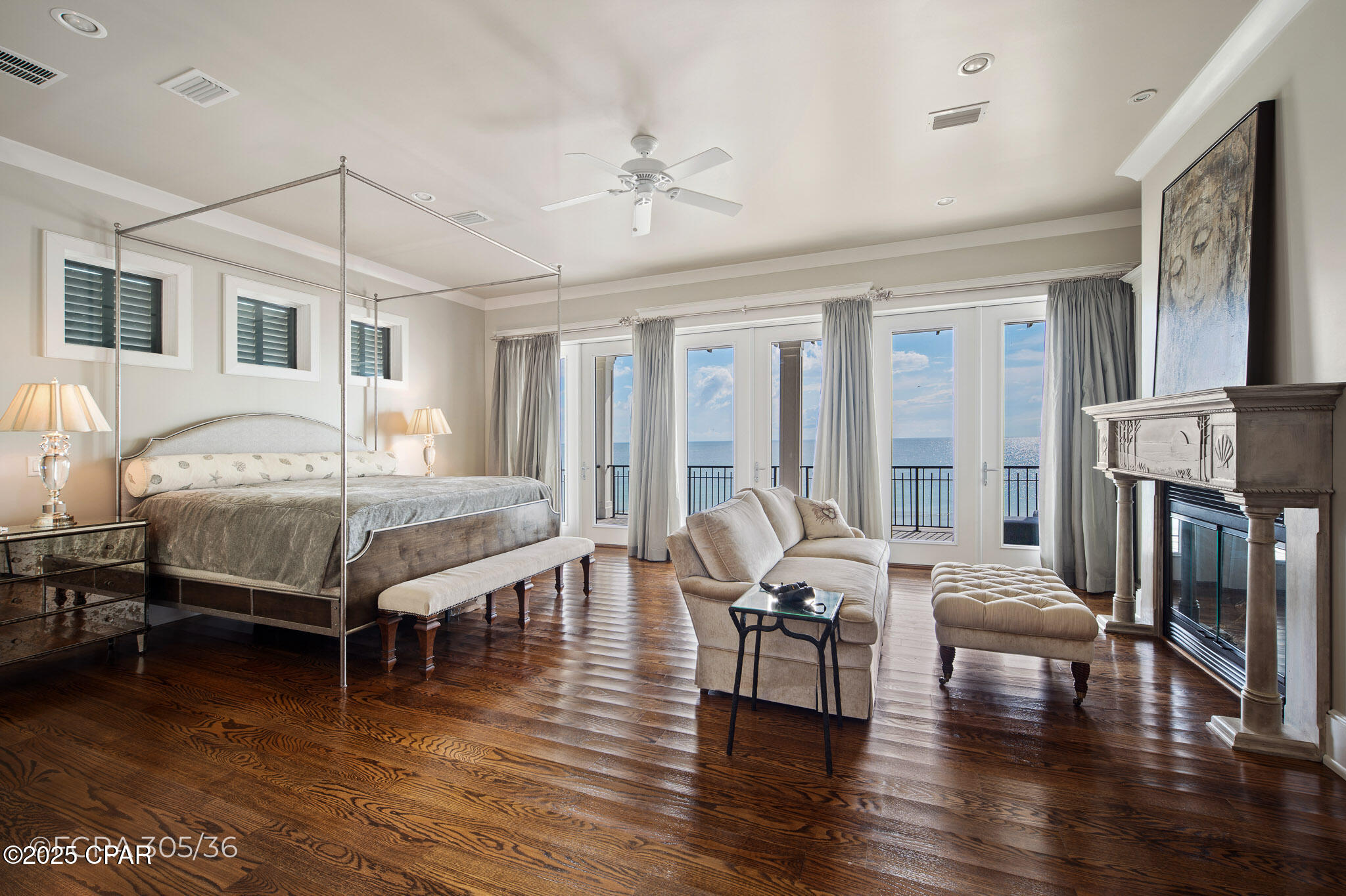 Dolphin Beach - Residential