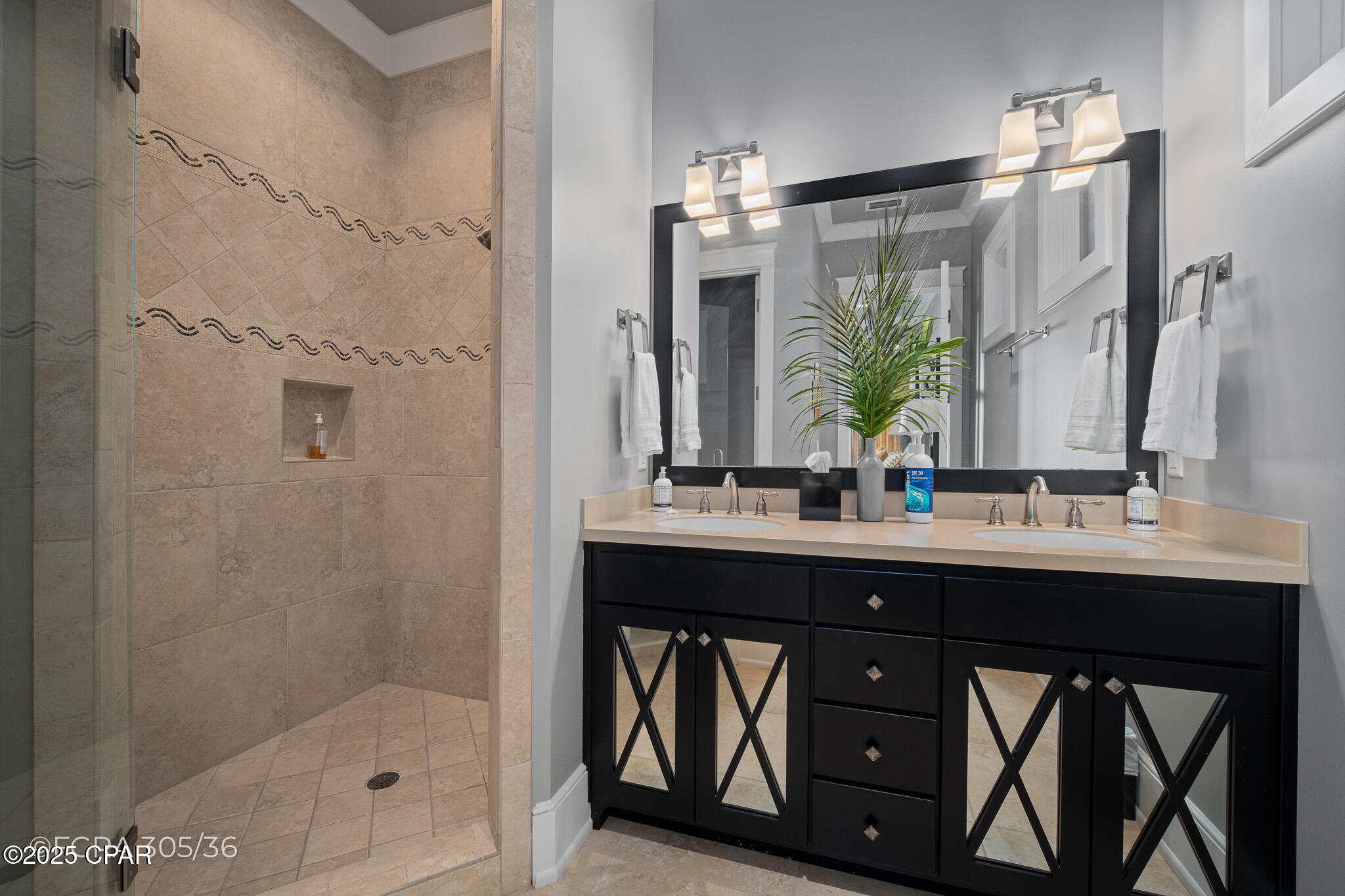 Dolphin Beach - Residential