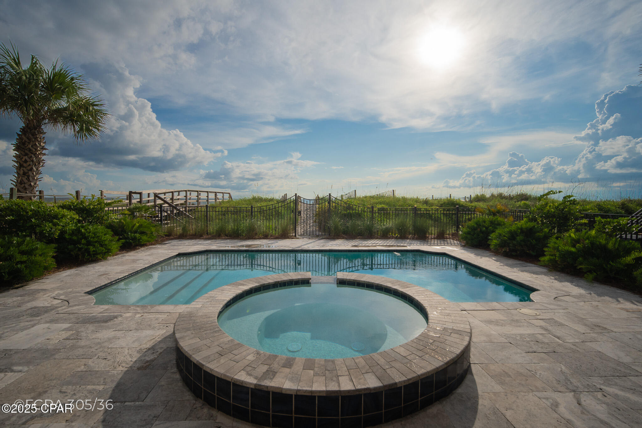 Dolphin Beach - Residential