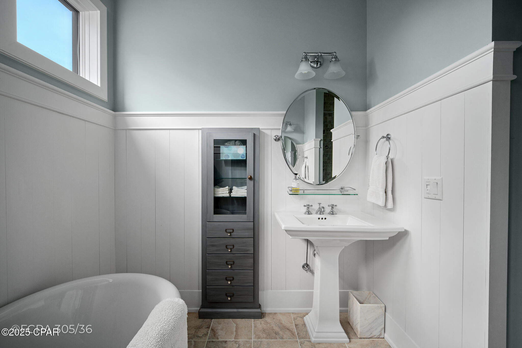 Dolphin Beach - Residential