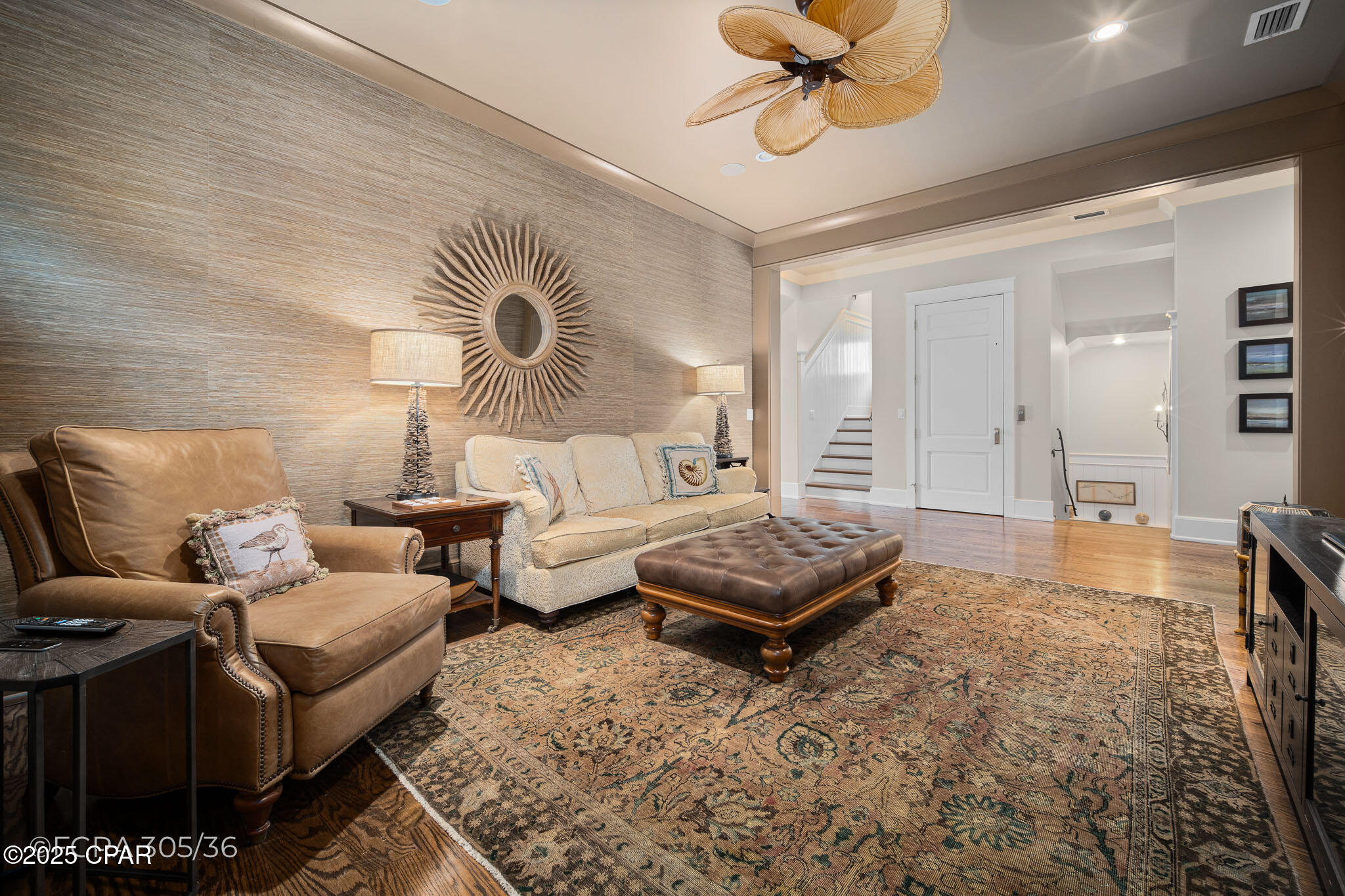 Dolphin Beach - Residential