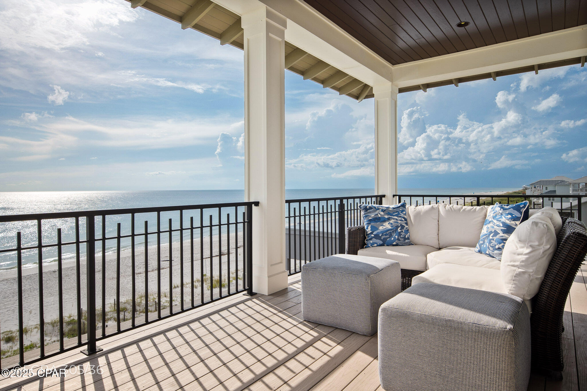 Dolphin Beach - Residential