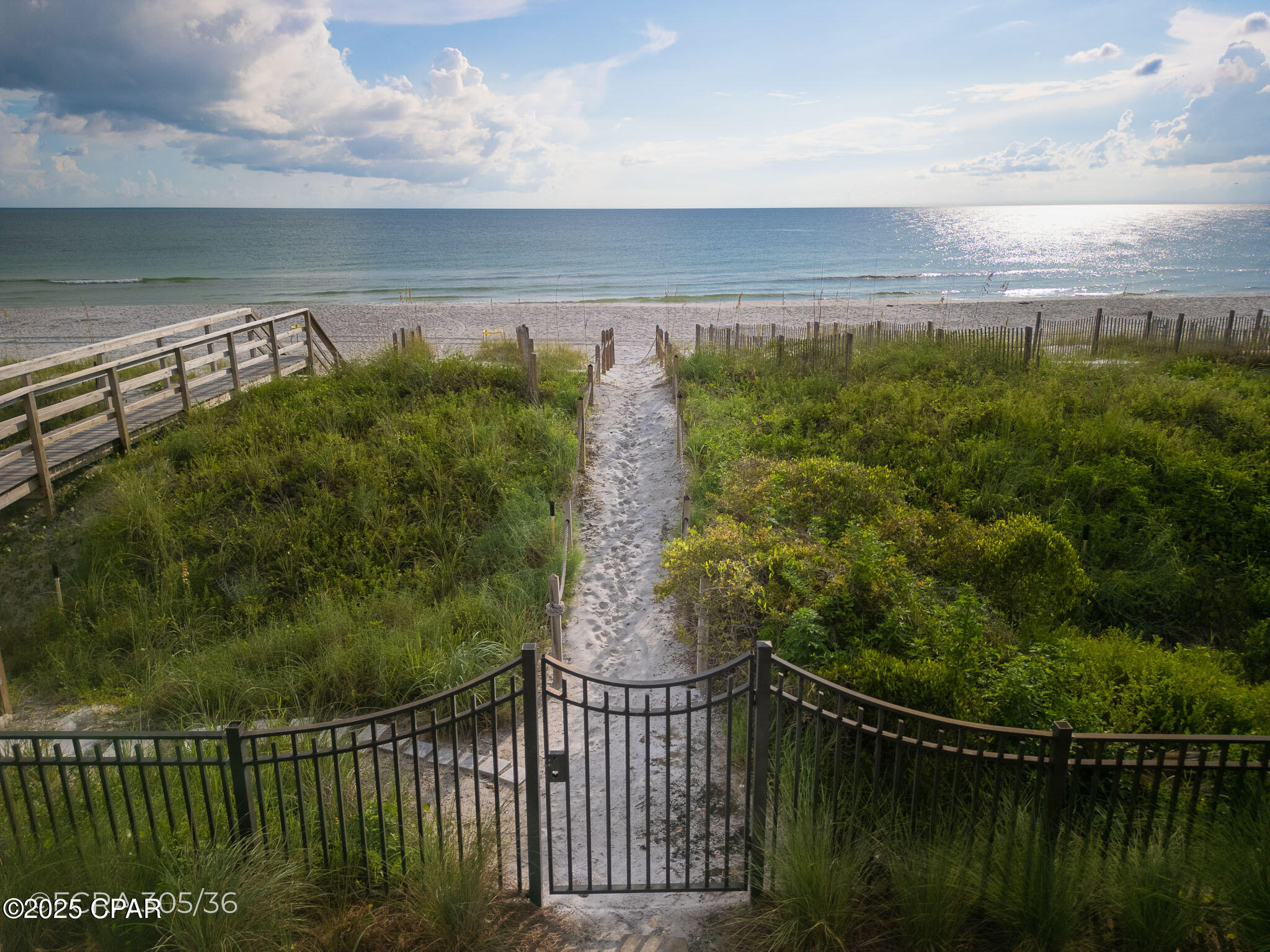 Dolphin Beach - Residential