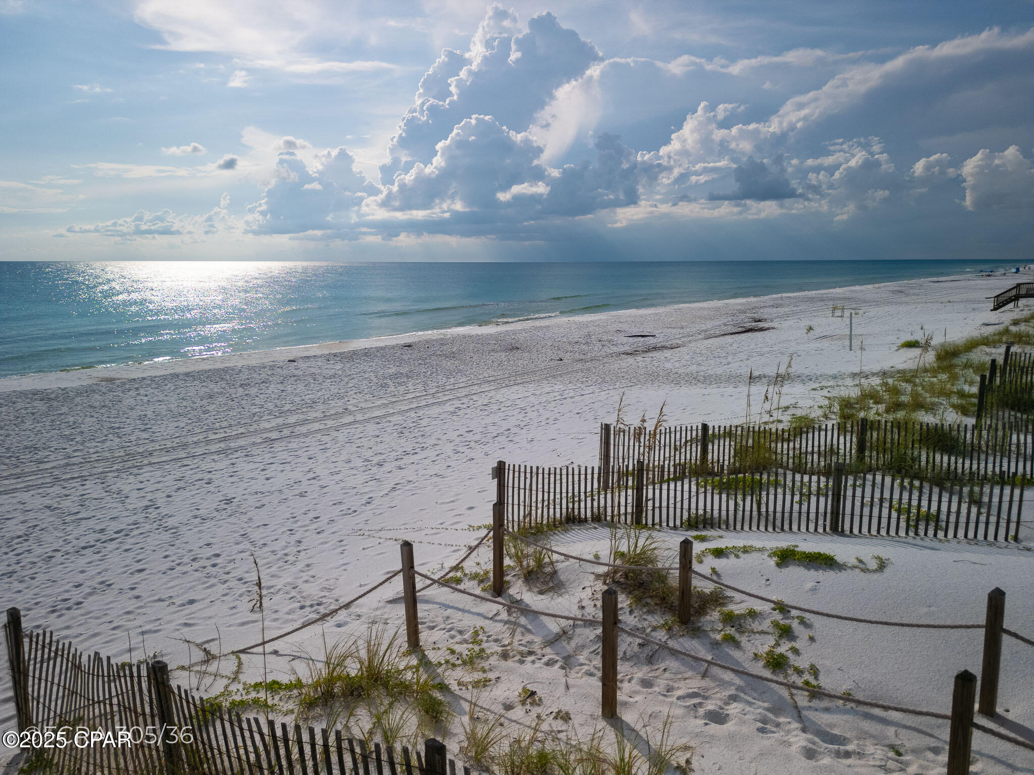 Dolphin Beach - Residential