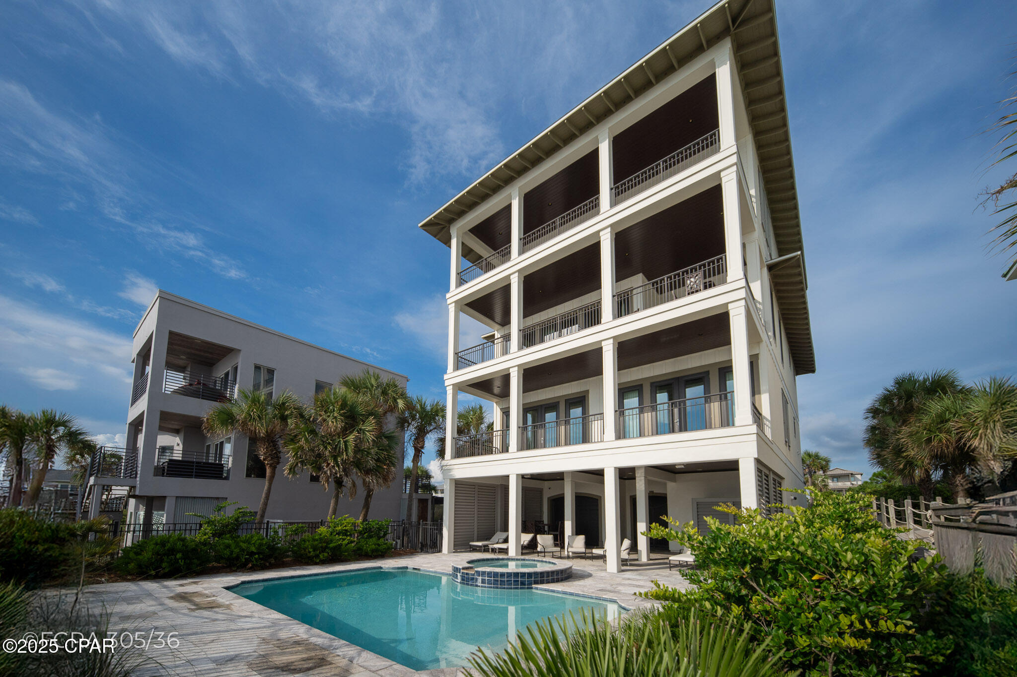 Dolphin Beach - Residential