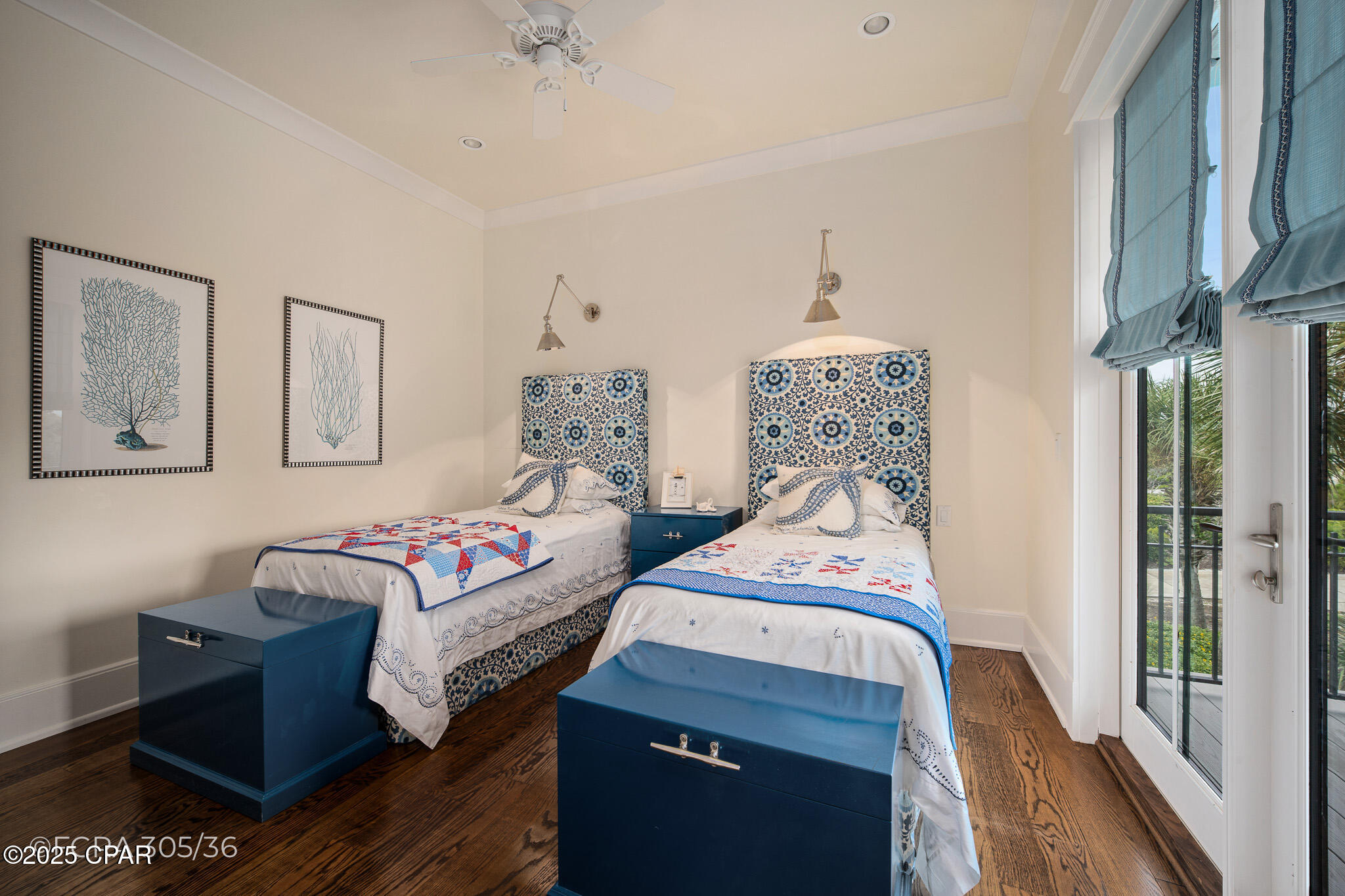 Dolphin Beach - Residential