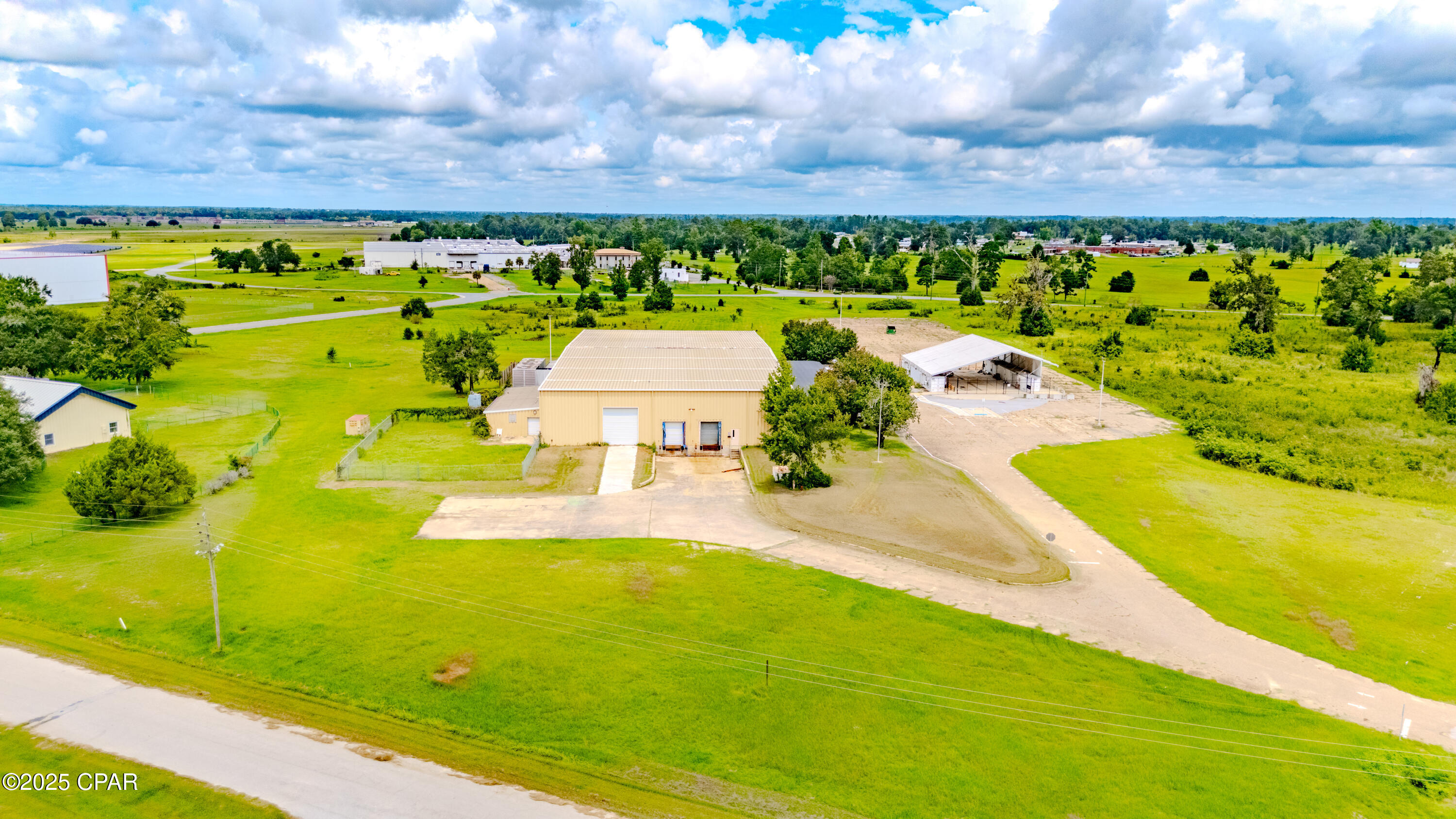 [No Recorded Subdiv] - Commercial Sale