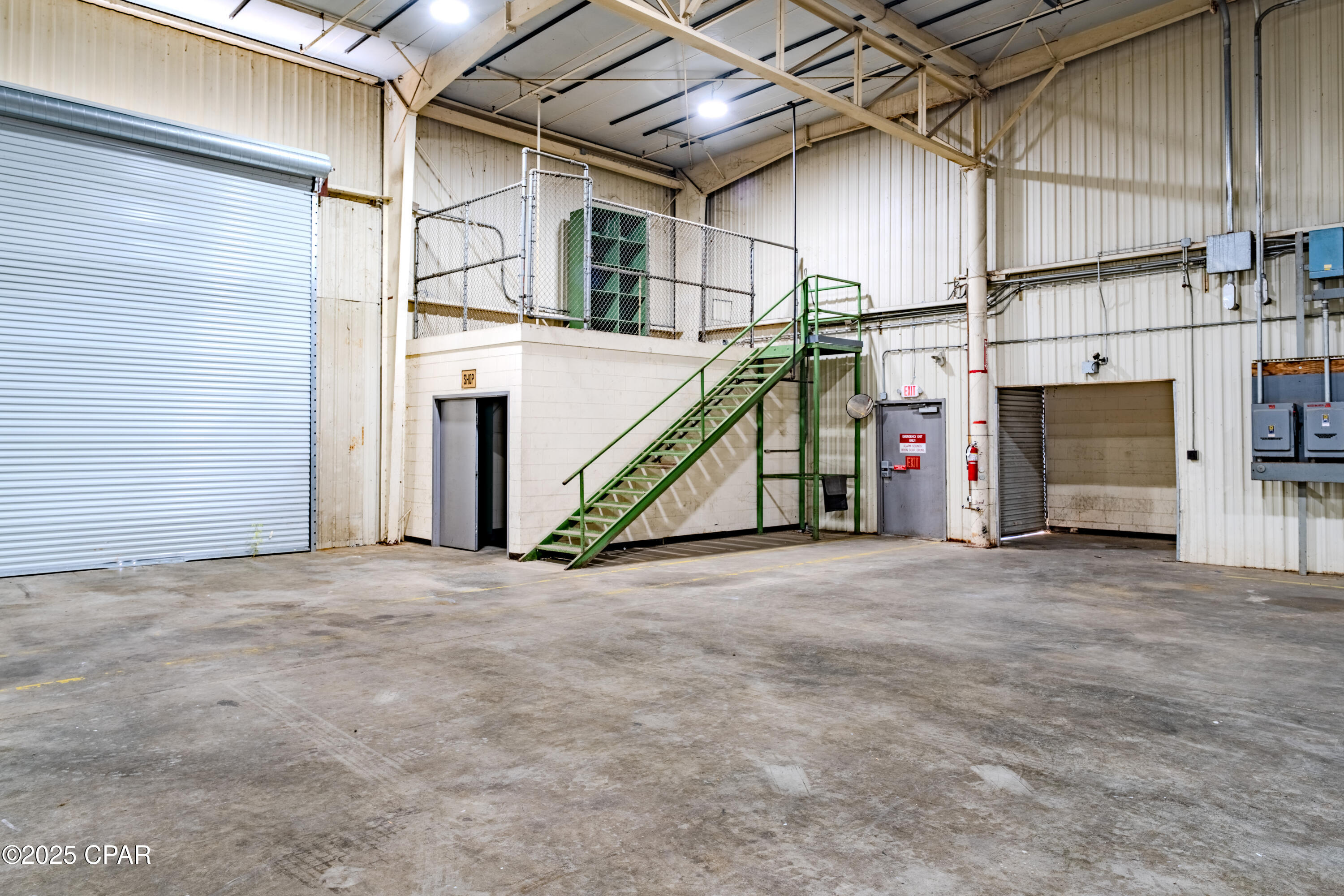 [No Recorded Subdiv] - Commercial Sale