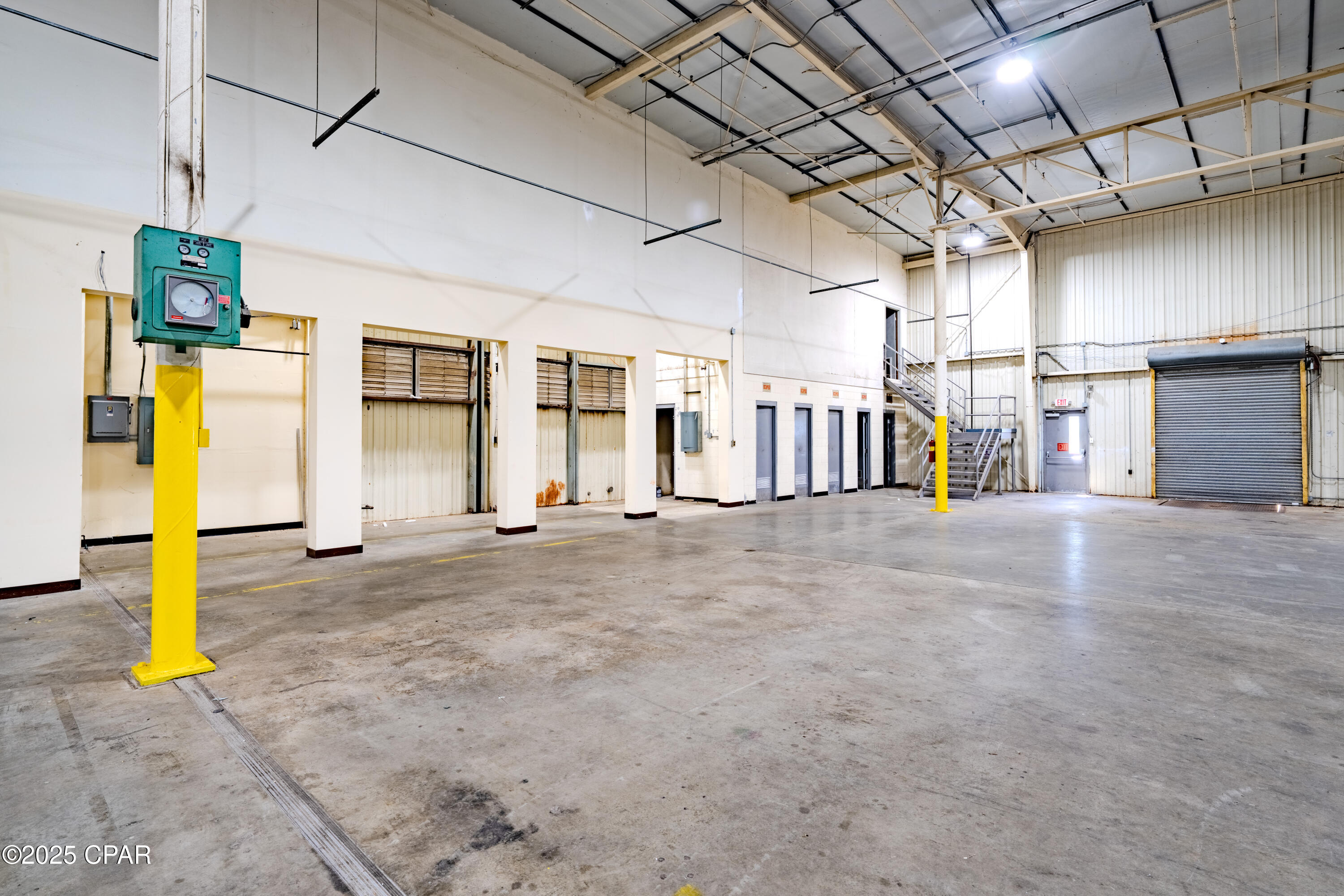 [No Recorded Subdiv] - Commercial Sale