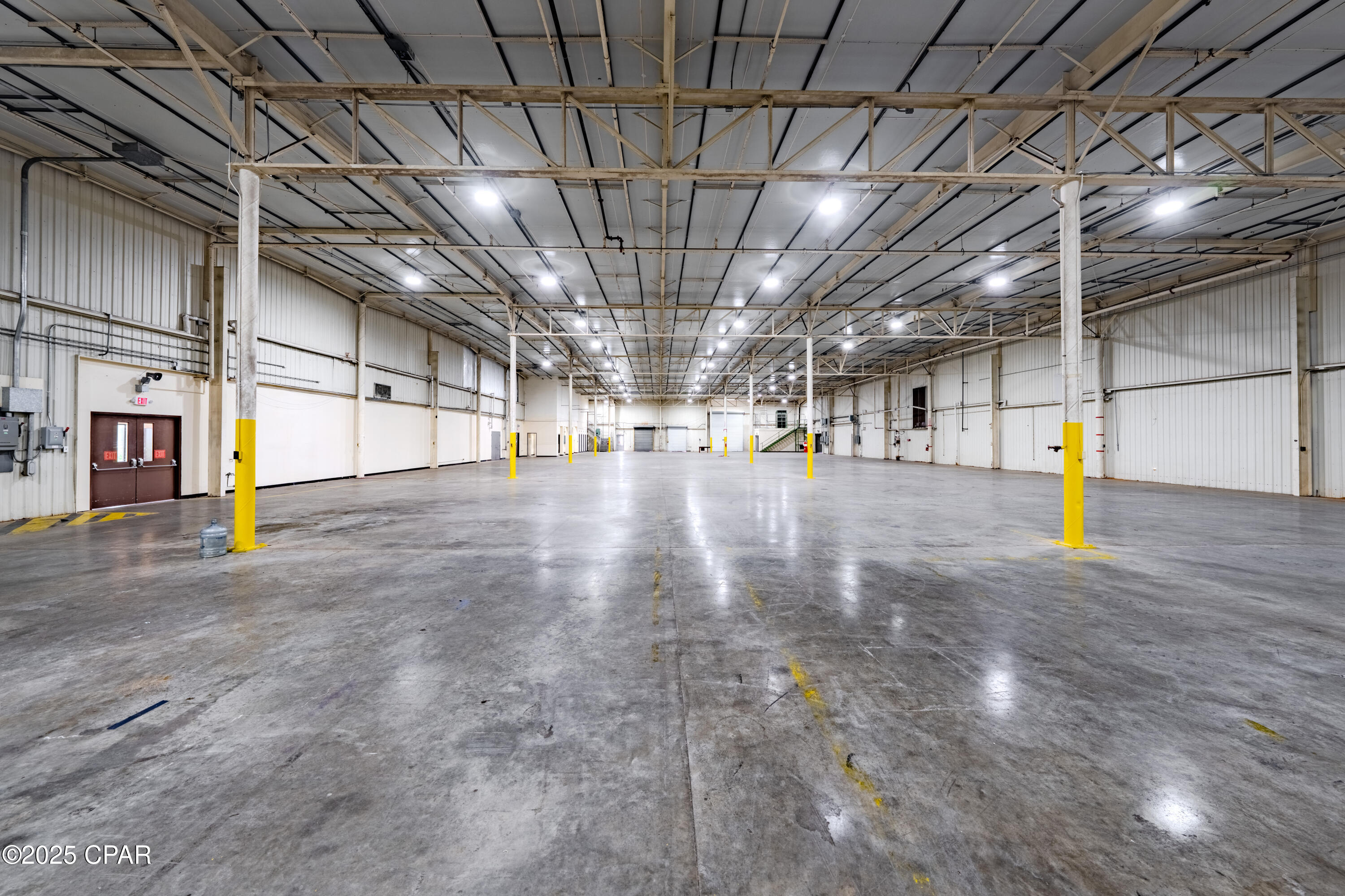 [No Recorded Subdiv] - Commercial Sale