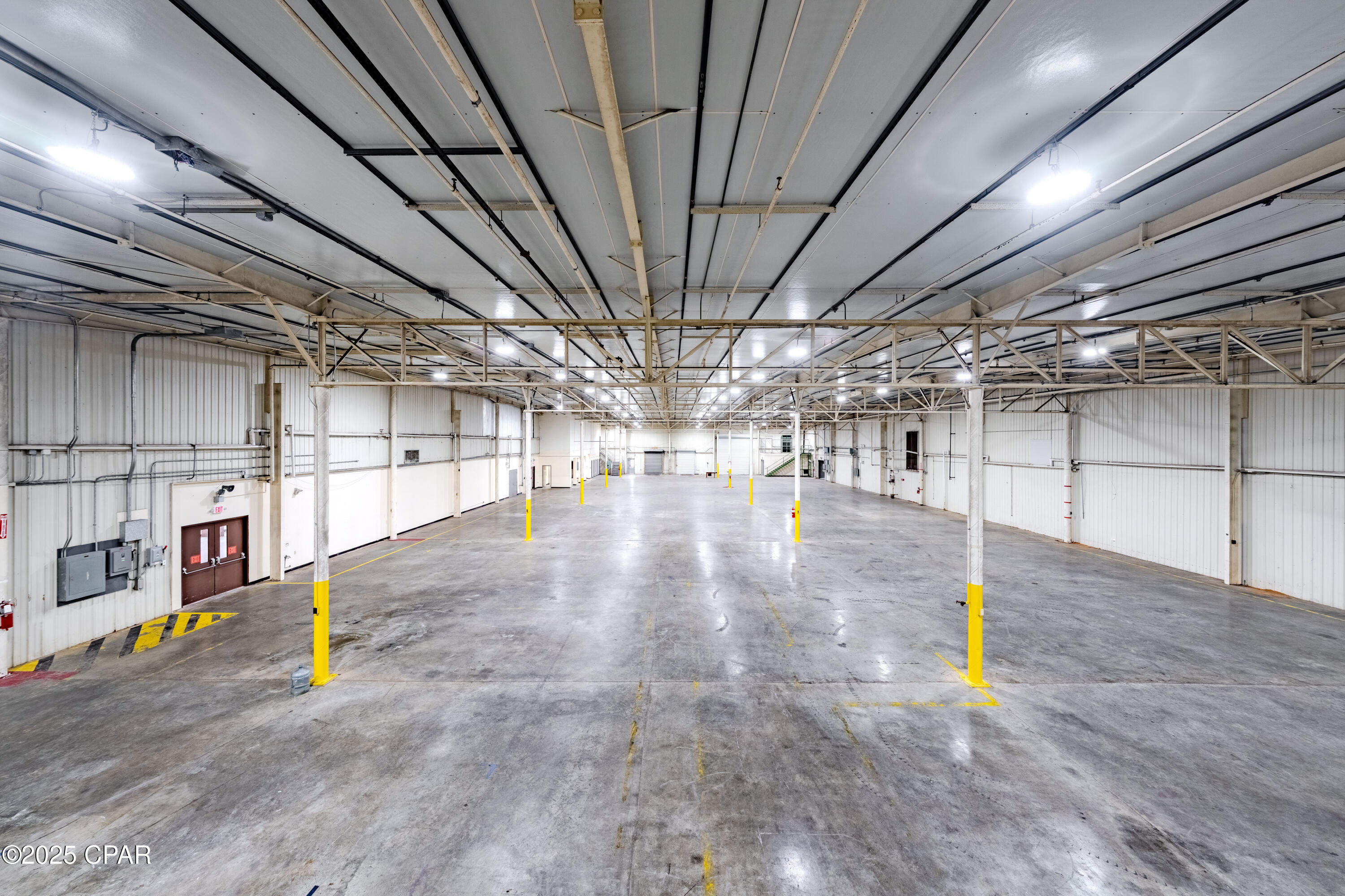 [No Recorded Subdiv] - Commercial Sale