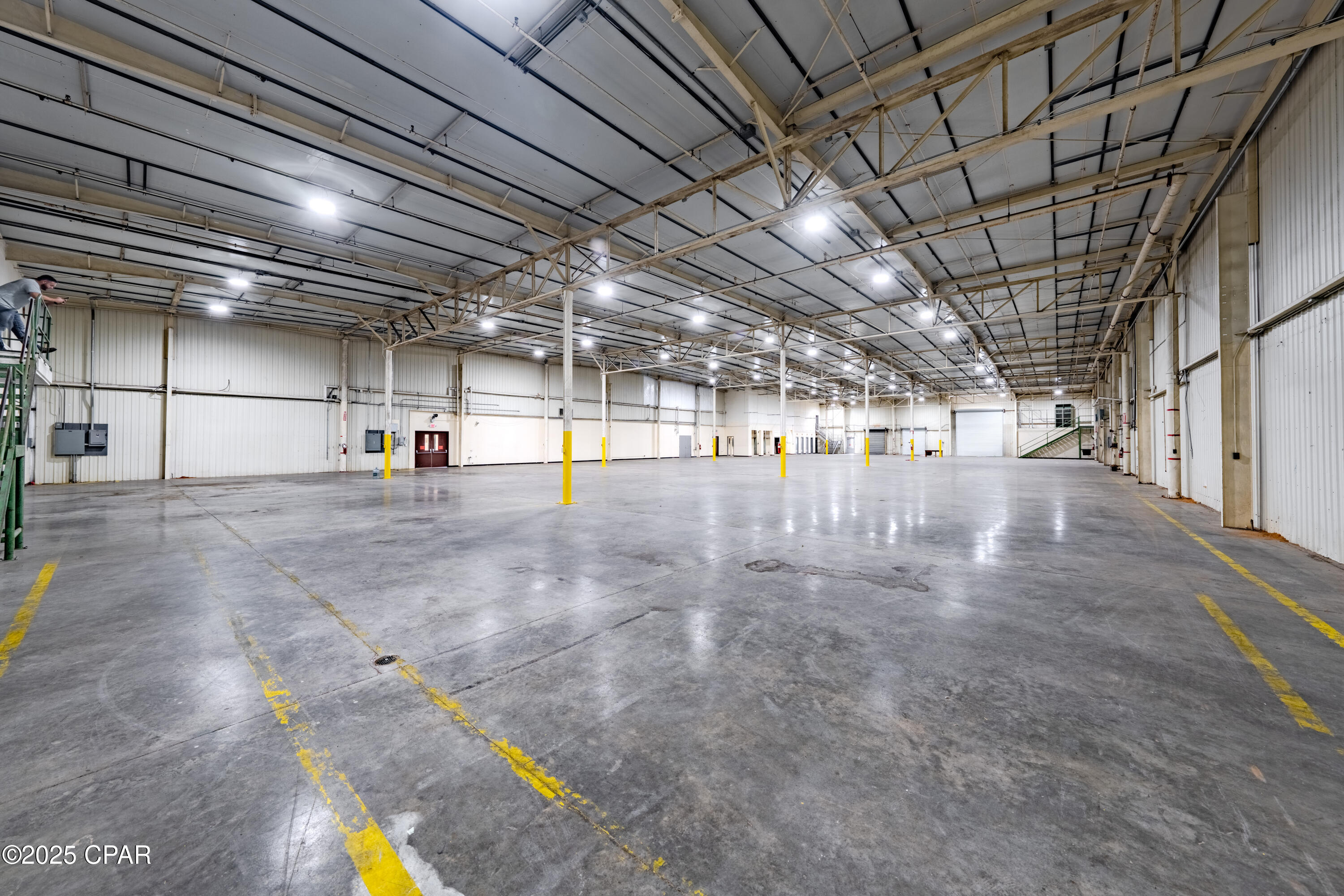 [No Recorded Subdiv] - Commercial Sale