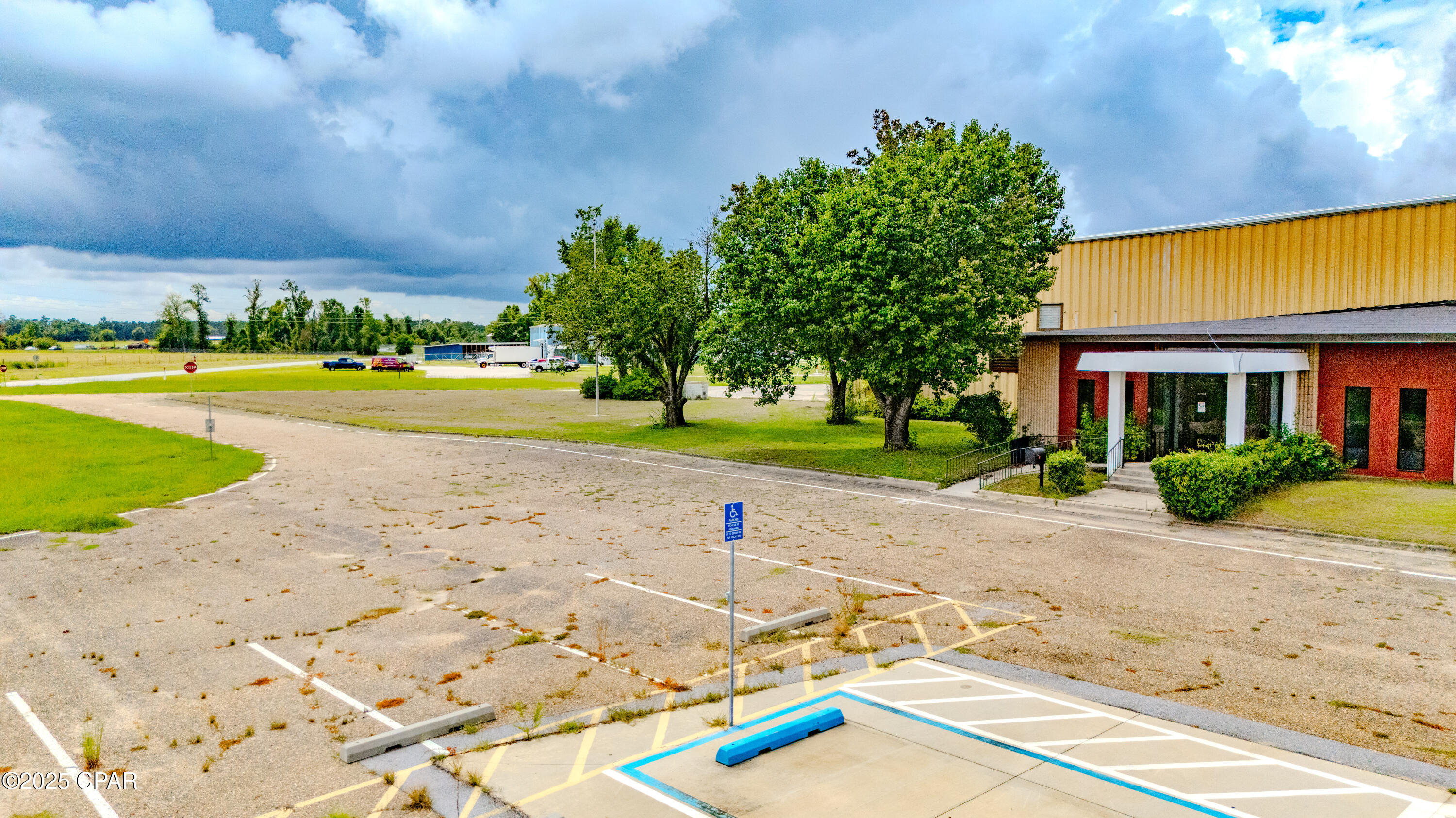 [No Recorded Subdiv] - Commercial Sale