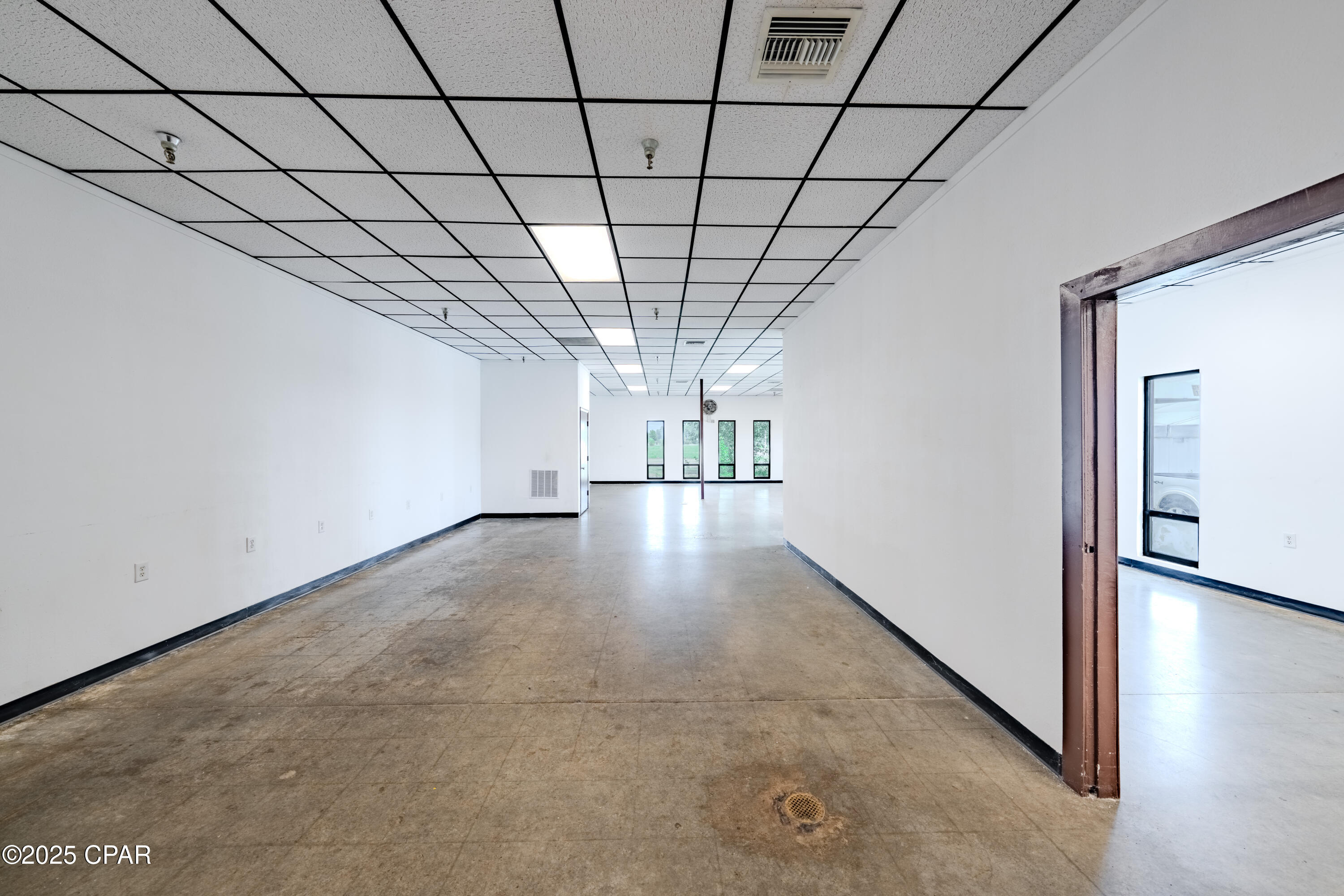 [No Recorded Subdiv] - Commercial Sale