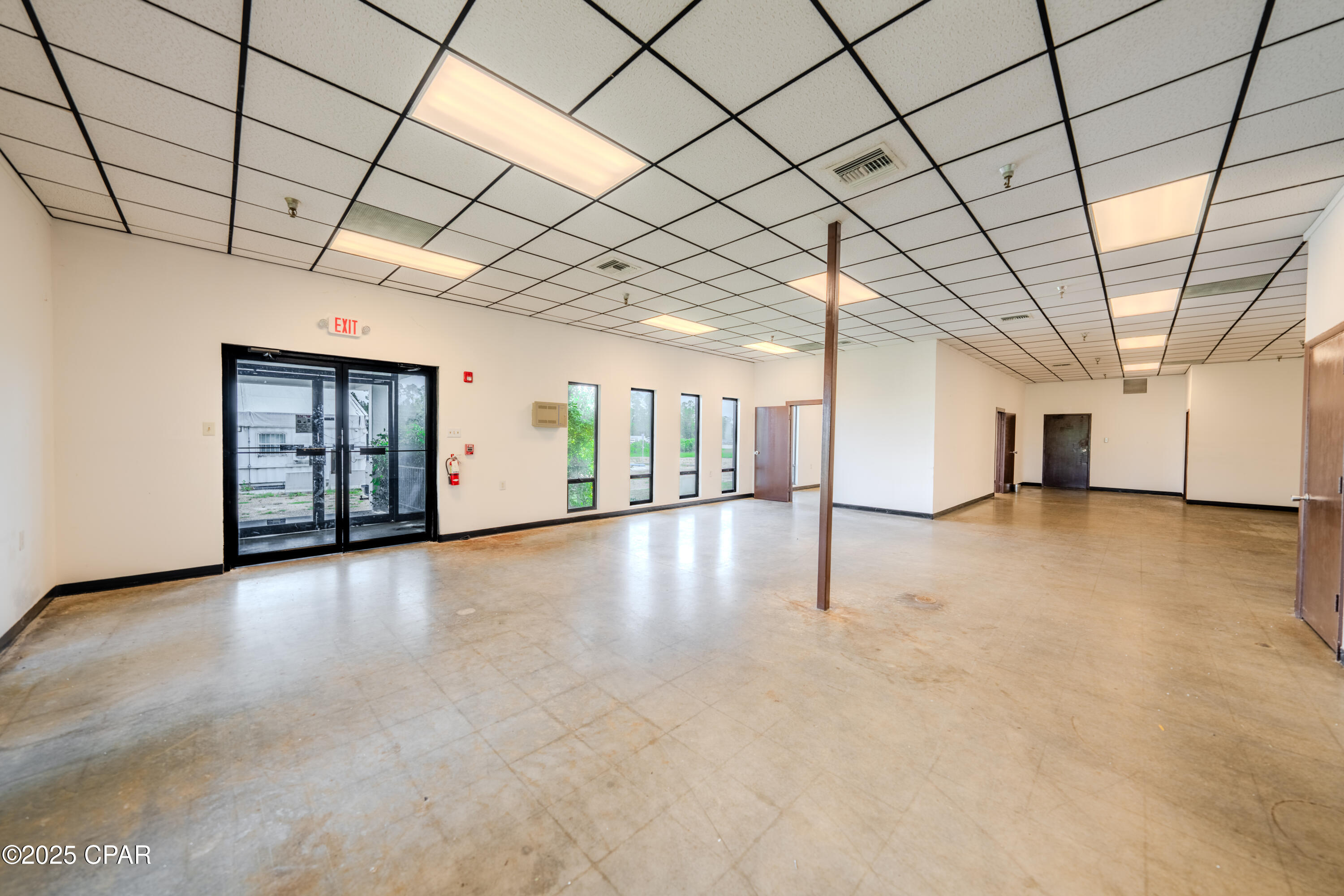 [No Recorded Subdiv] - Commercial Sale