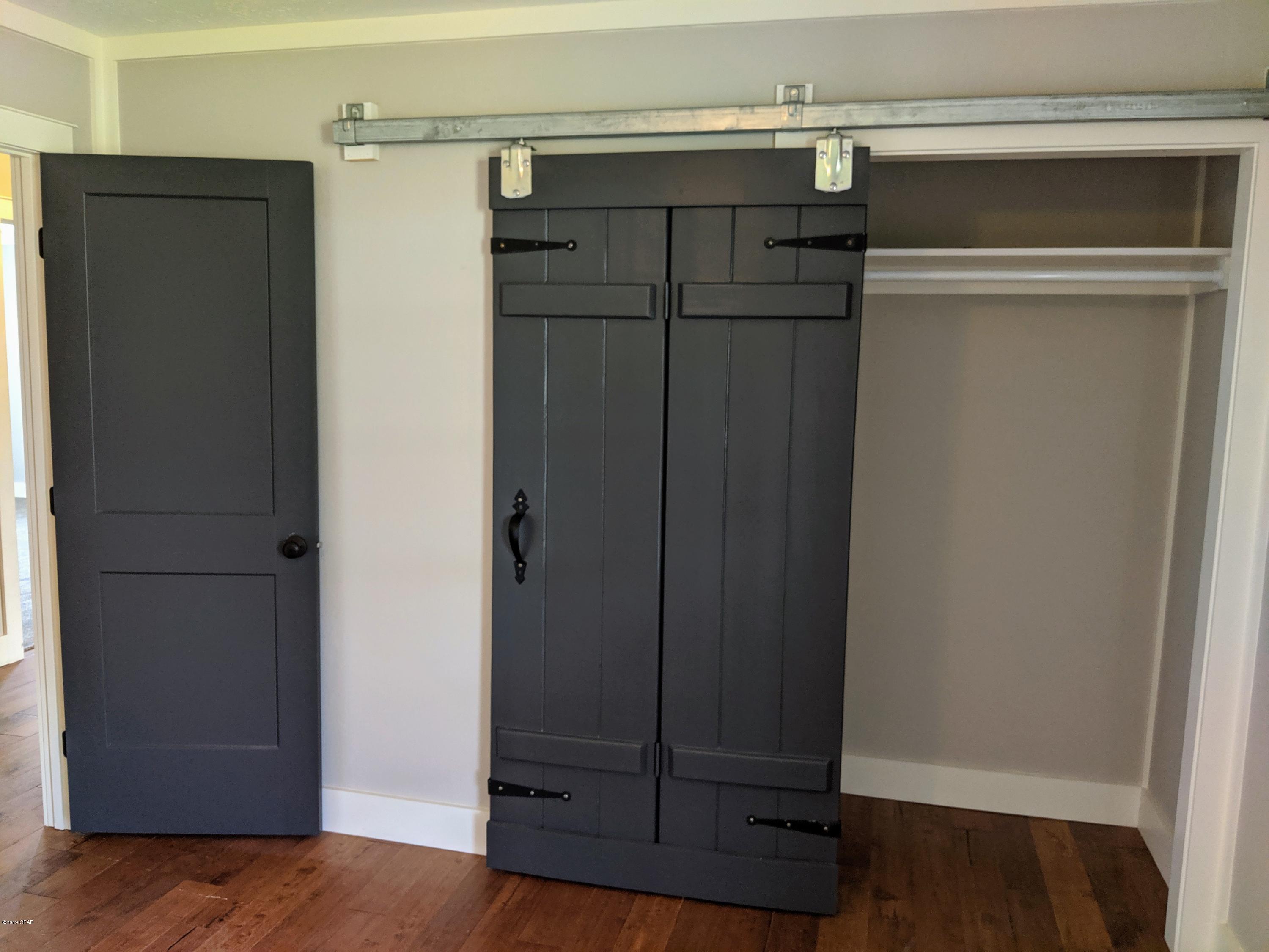 Lake Forest Estates - Residential