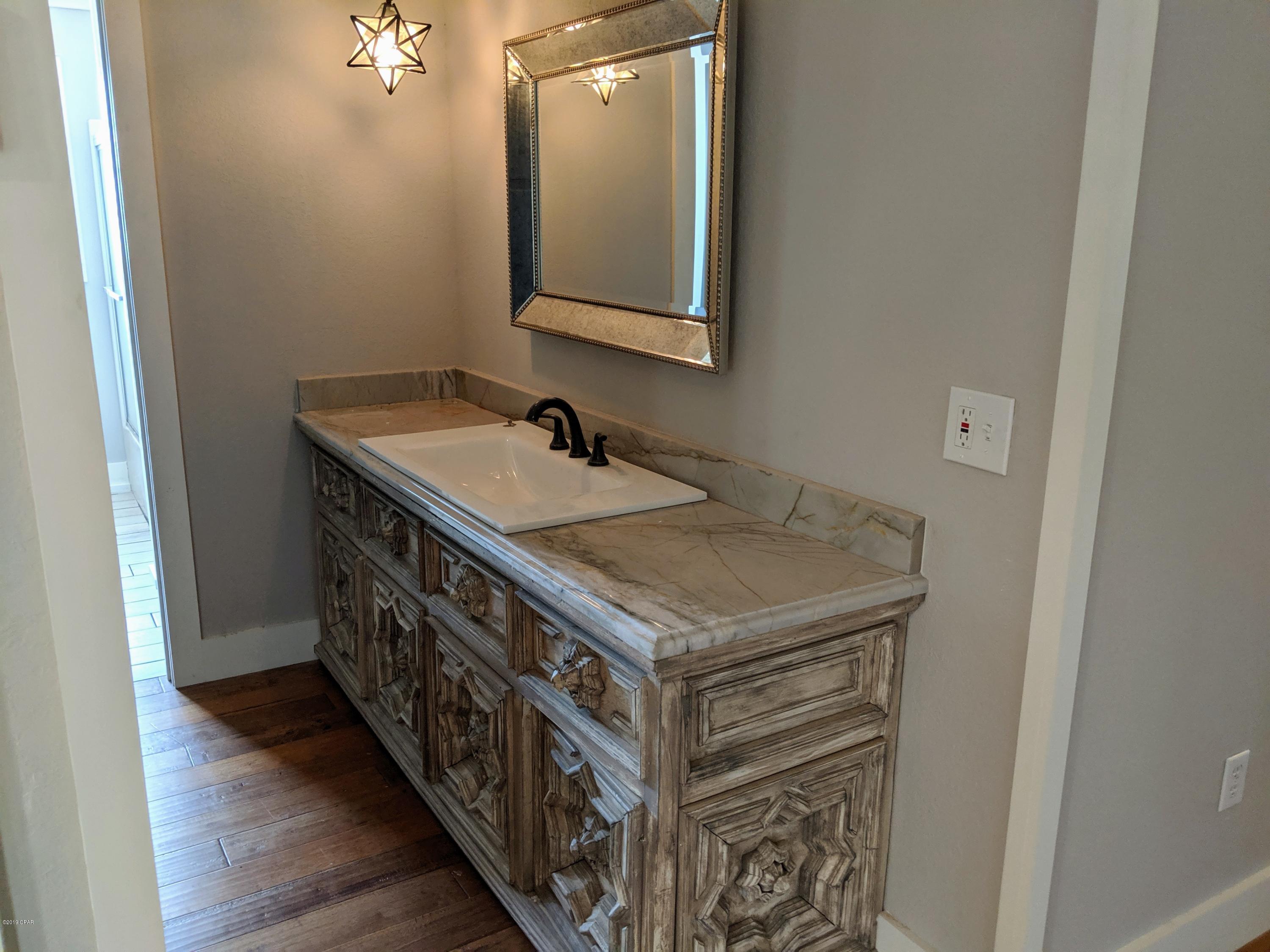 Lake Forest Estates - Residential