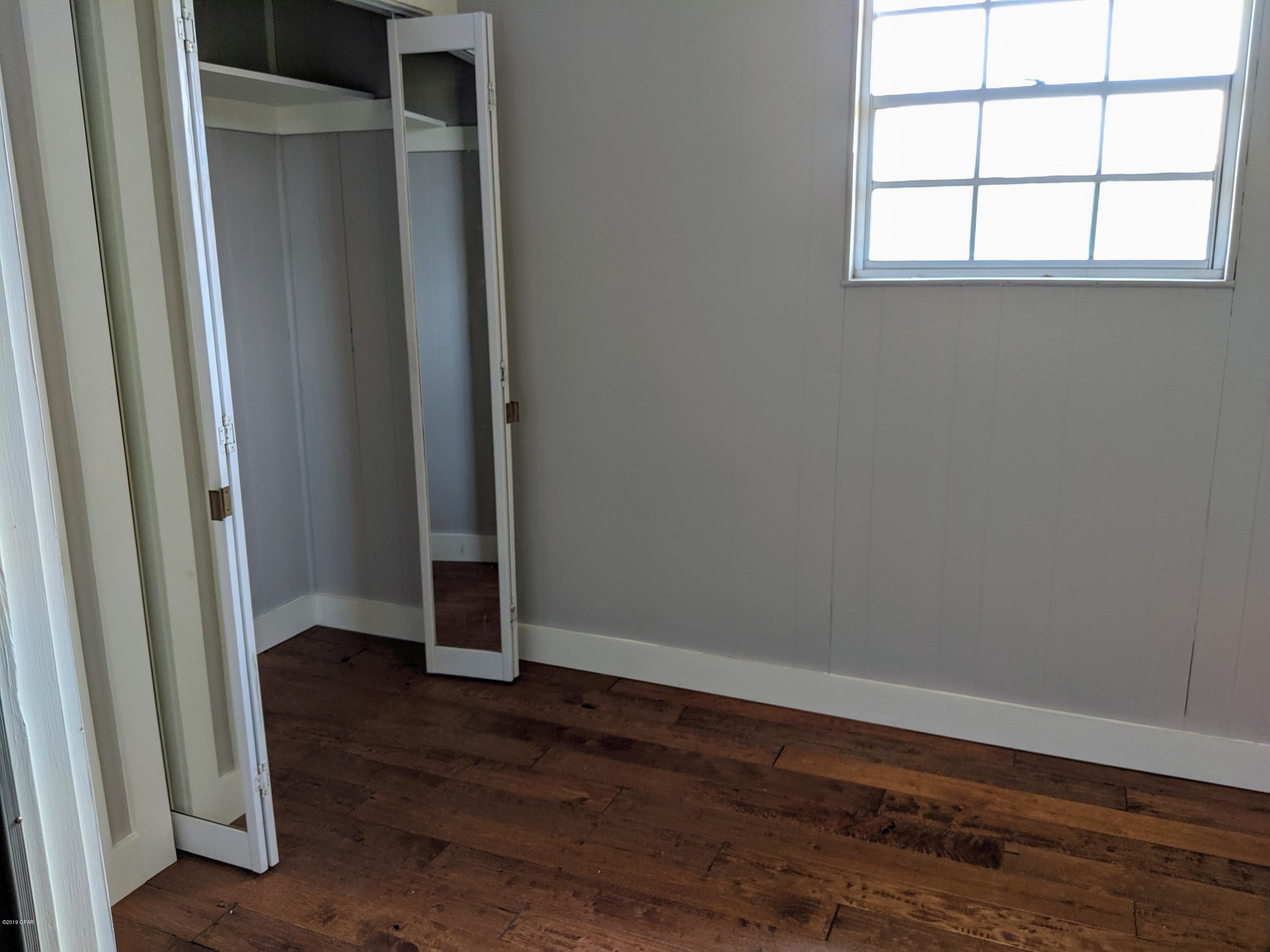 Lake Forest Estates - Residential