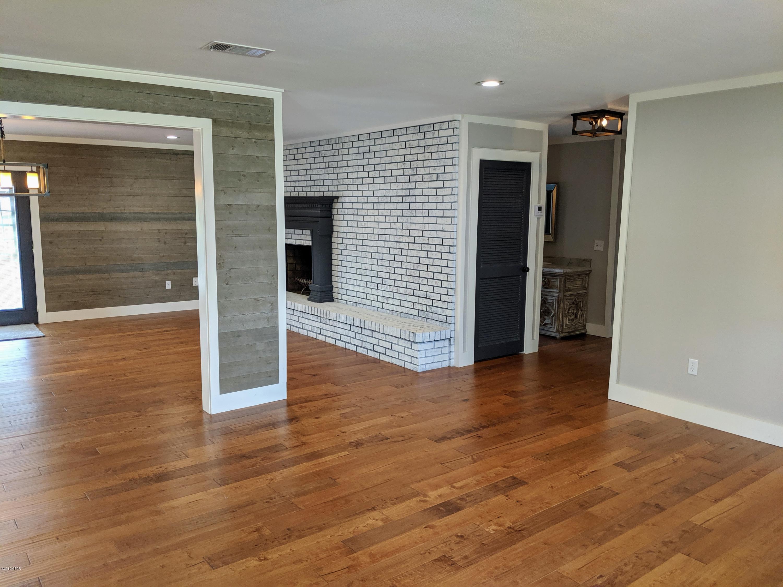 Lake Forest Estates - Residential