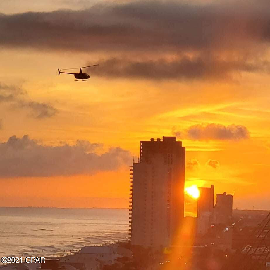 Calypso Towers III - Residential