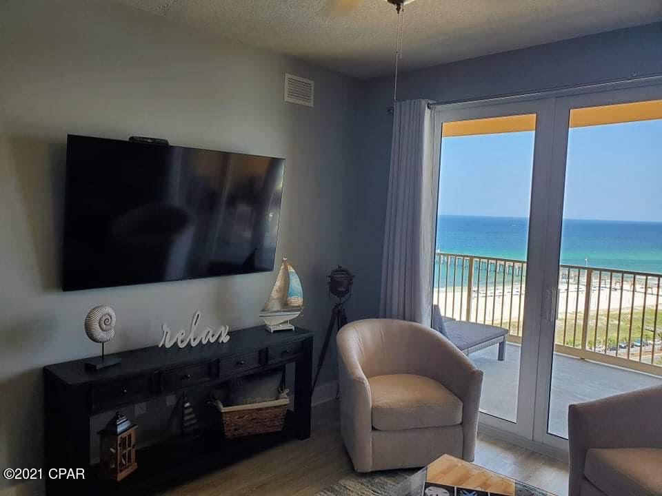 Calypso Towers III - Residential